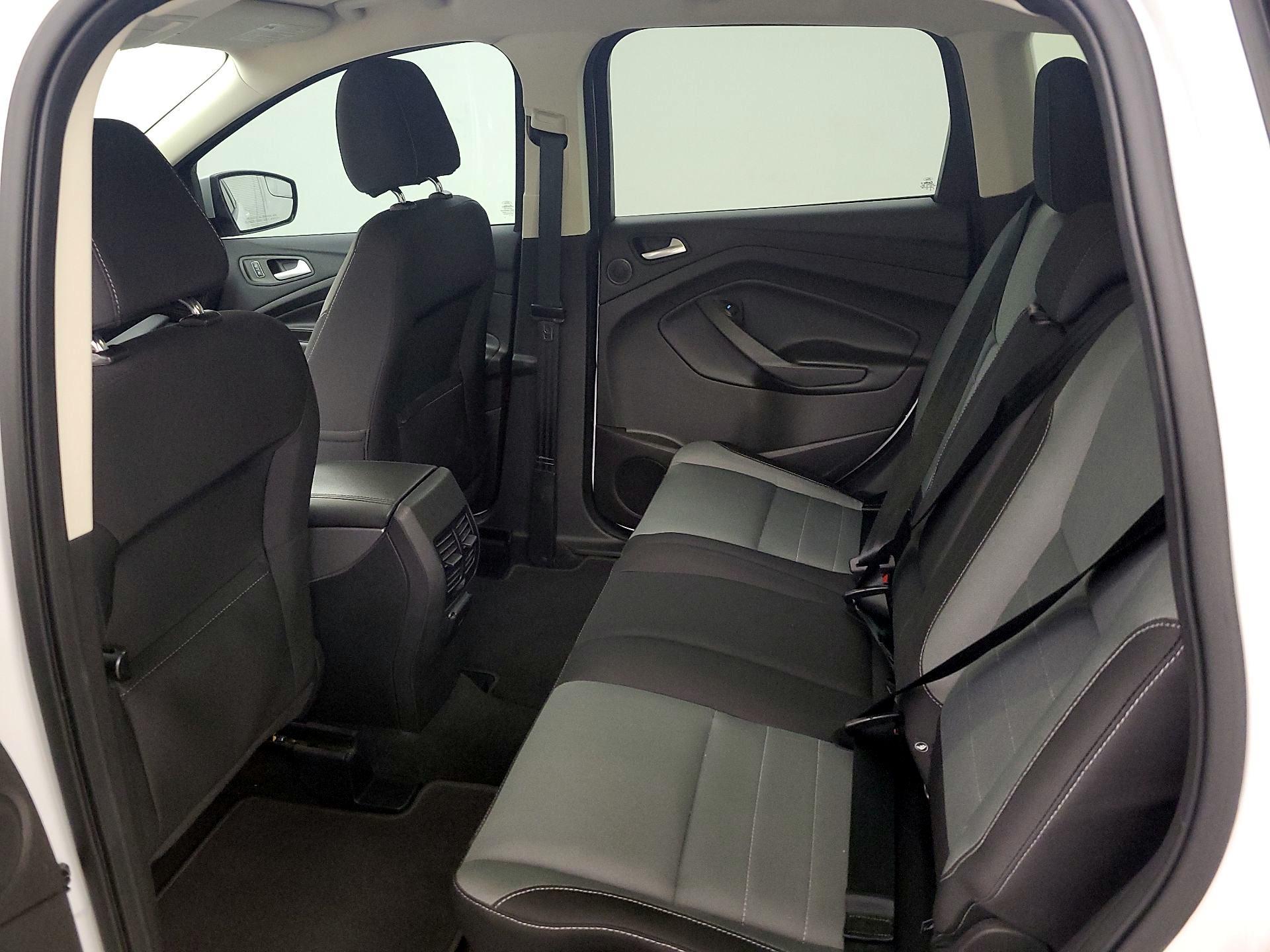 Thumbnail: 2016 Ford Escape - 19