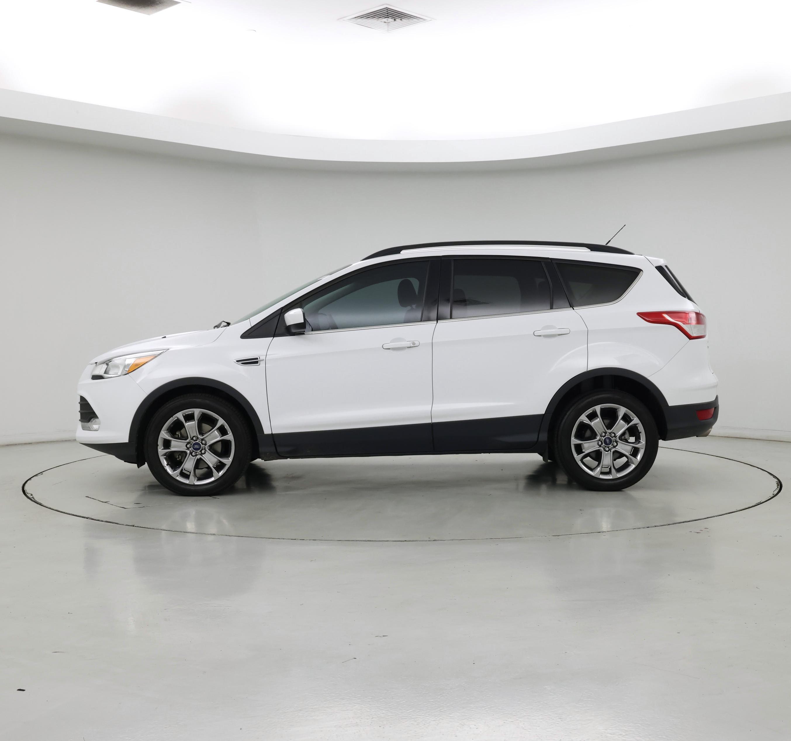 Thumbnail: 2016 Ford Escape - 3