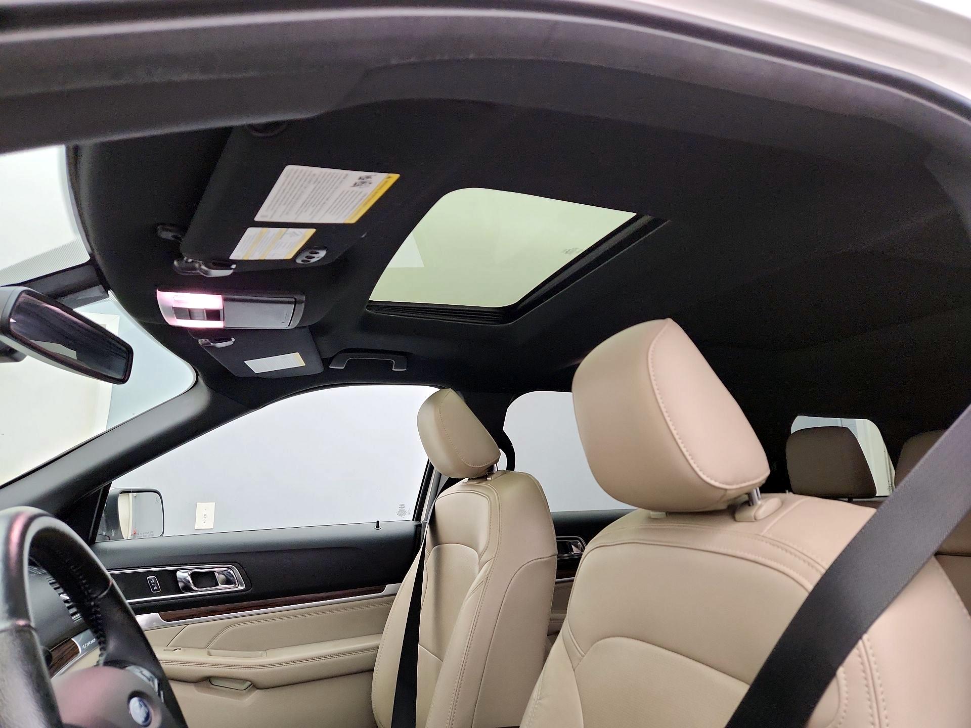 Thumbnail: 2019 Ford Explorer - 19