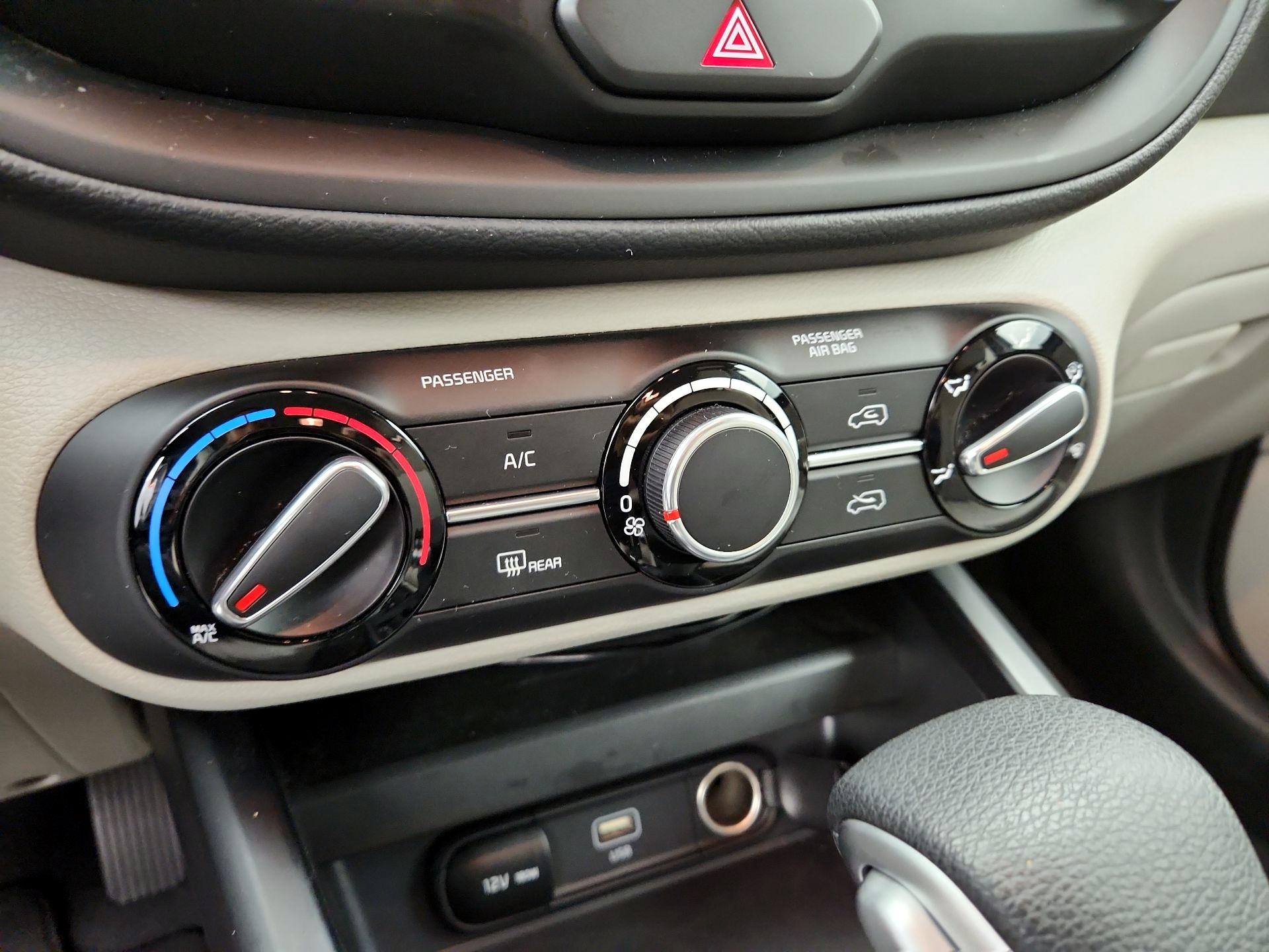 Thumbnail: 2023 Kia Soul - 16
