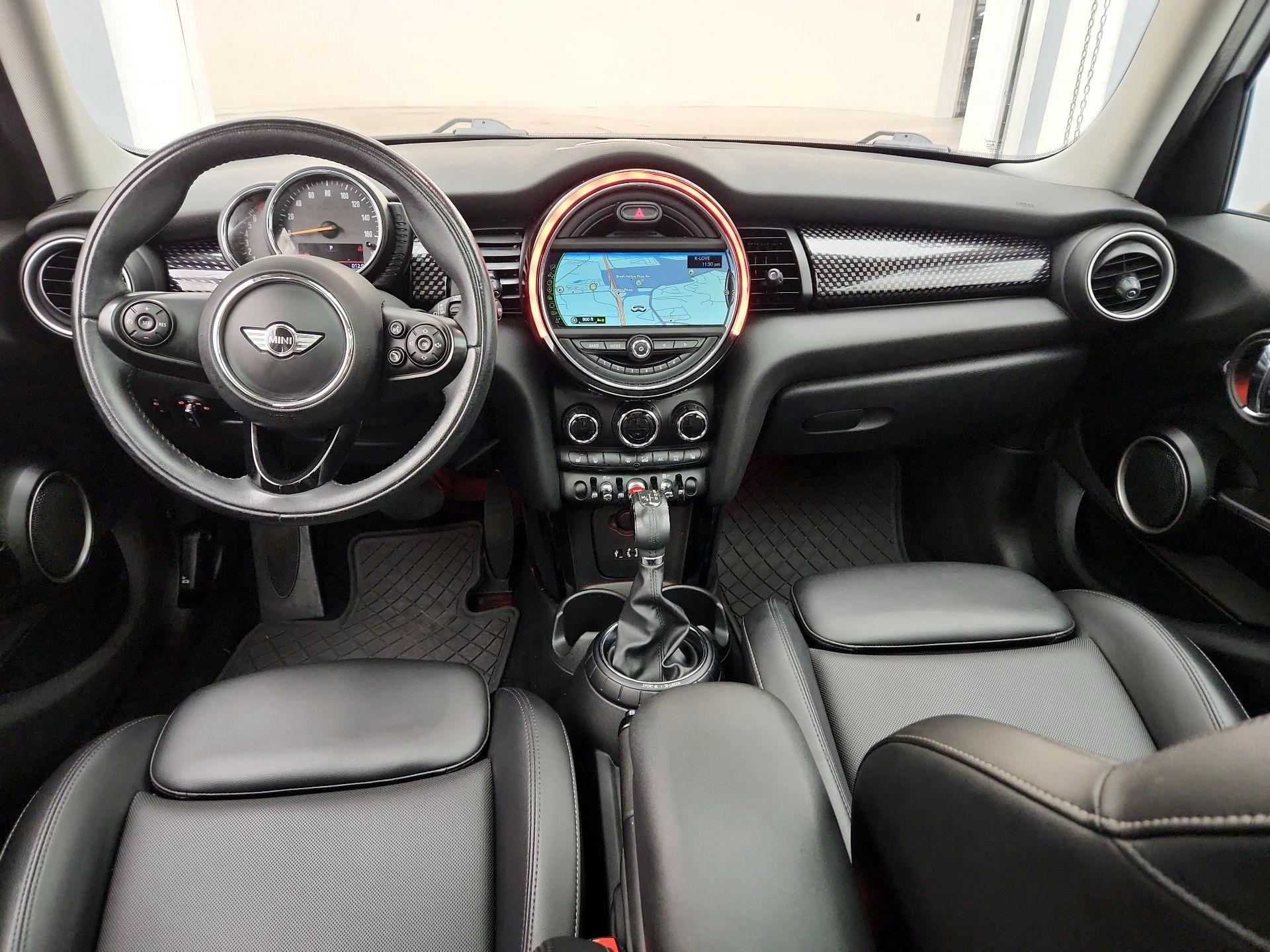 Thumbnail: 2015 MINI Cooper Hardtop - 9