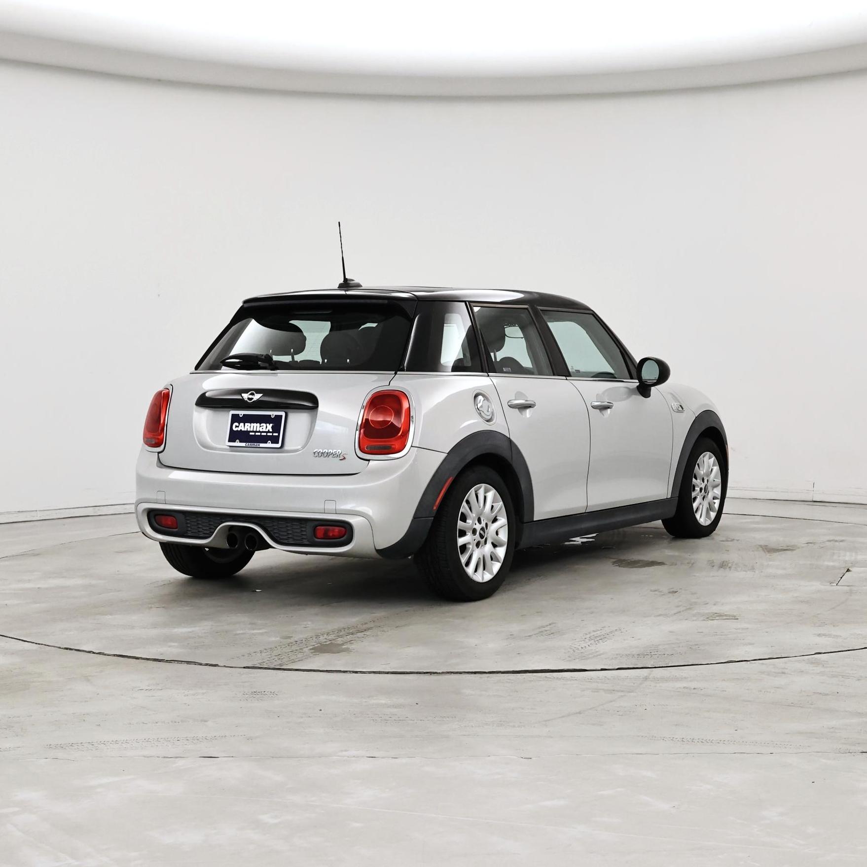 Thumbnail: 2015 MINI Cooper Hardtop - 8