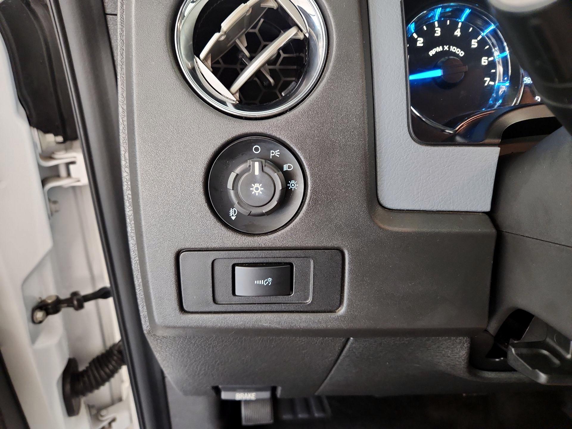 Thumbnail: 2014 Ford F-150 - 13