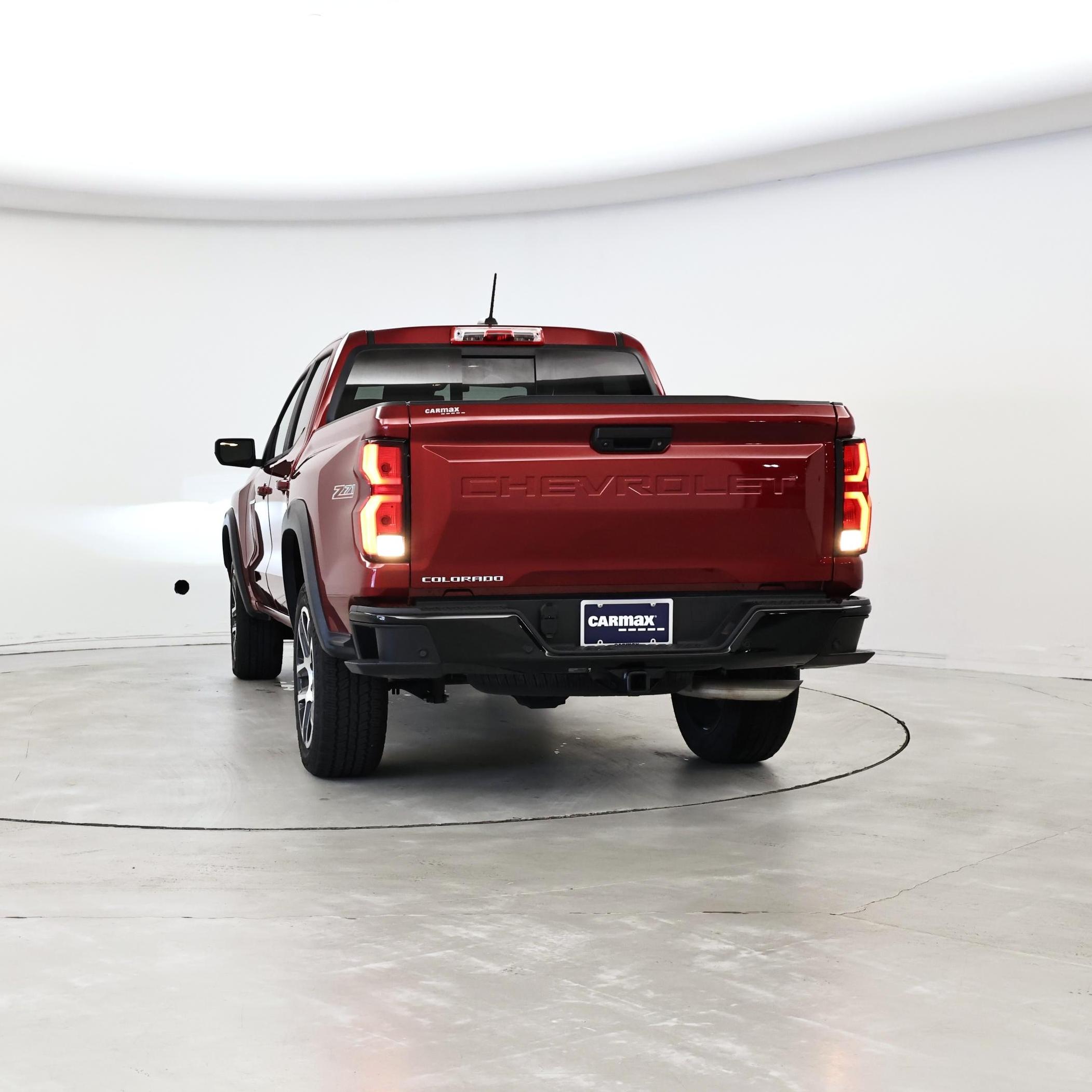 Thumbnail: 2024 Chevrolet Colorado - 6