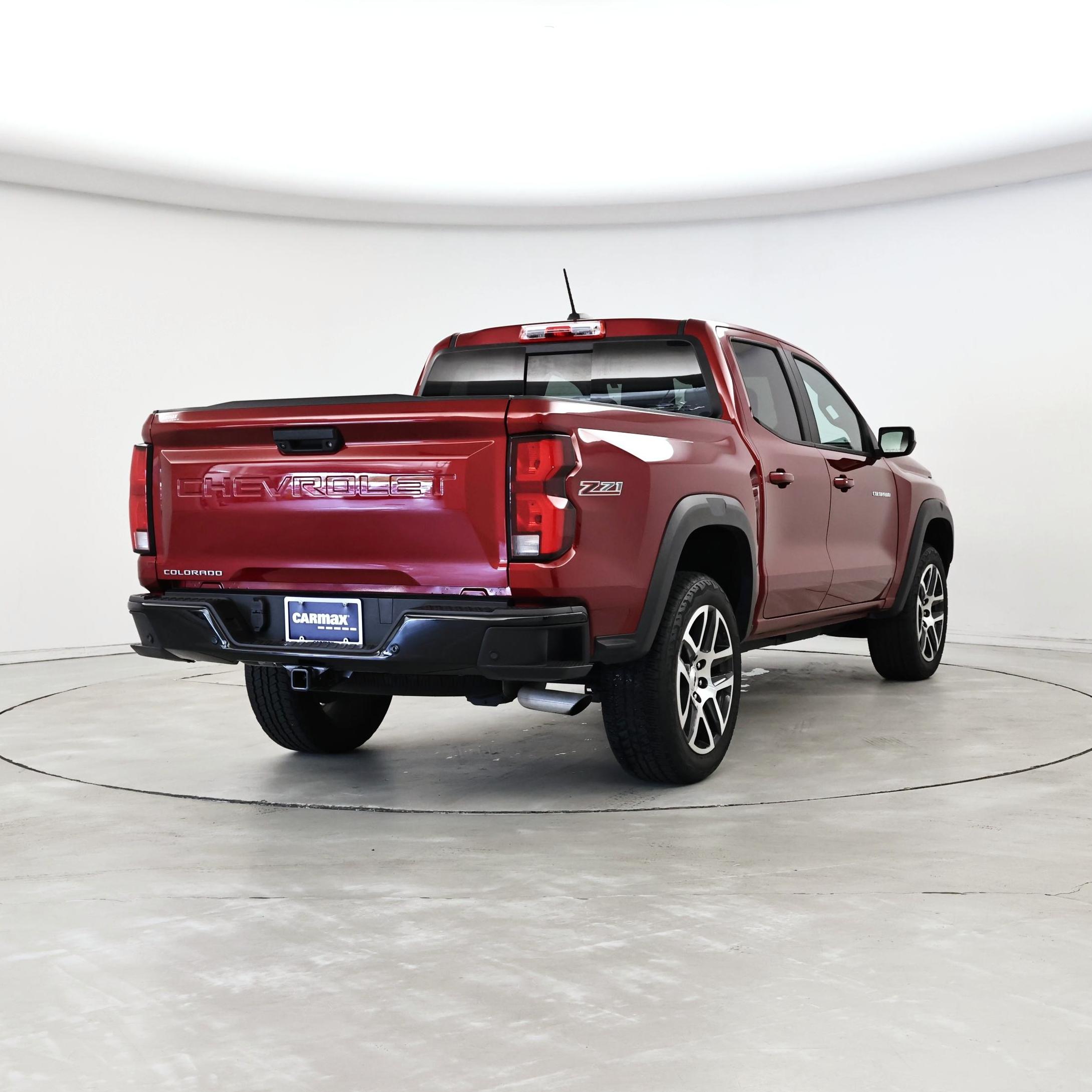 Thumbnail: 2024 Chevrolet Colorado - 8
