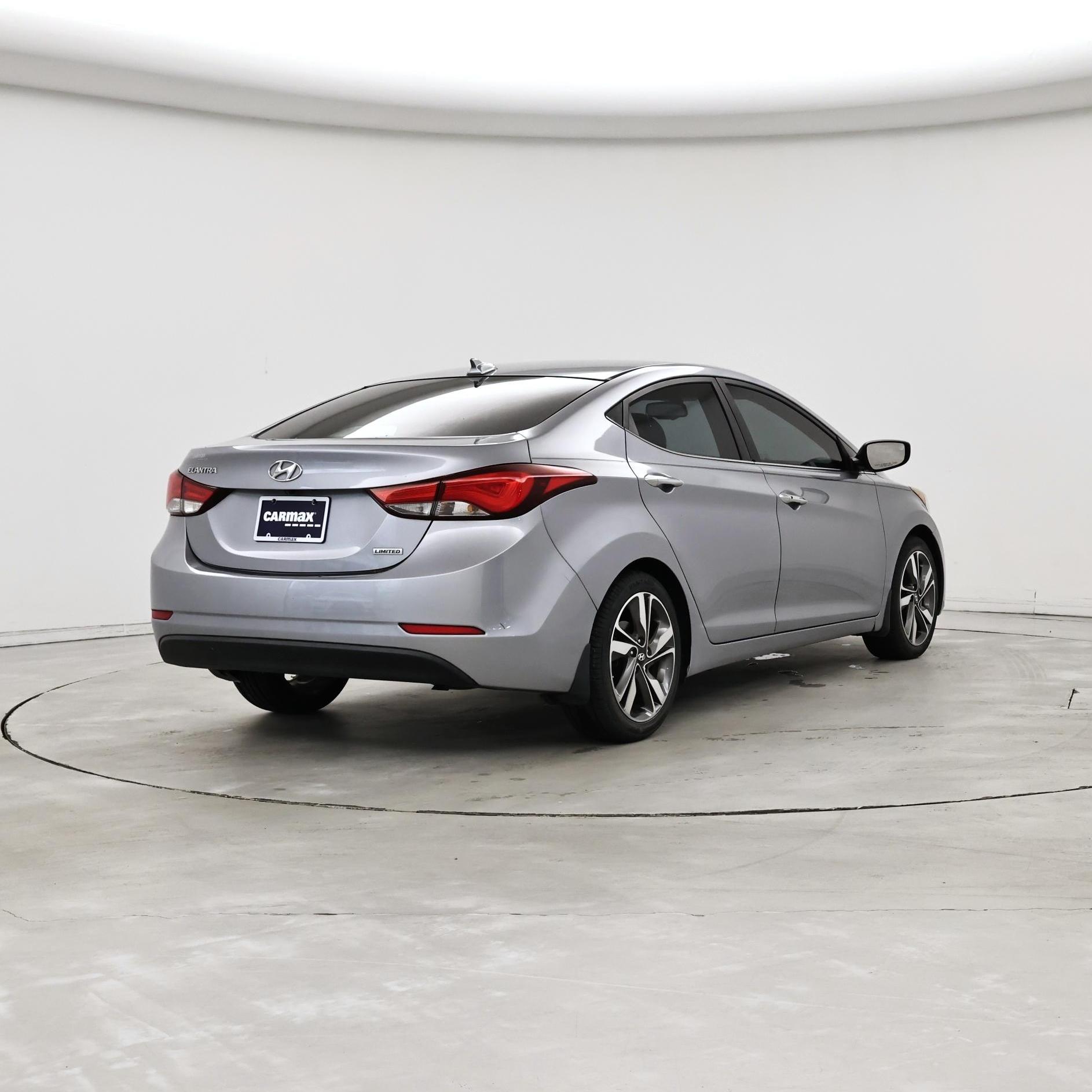 Thumbnail: 2015 Hyundai Elantra - 8
