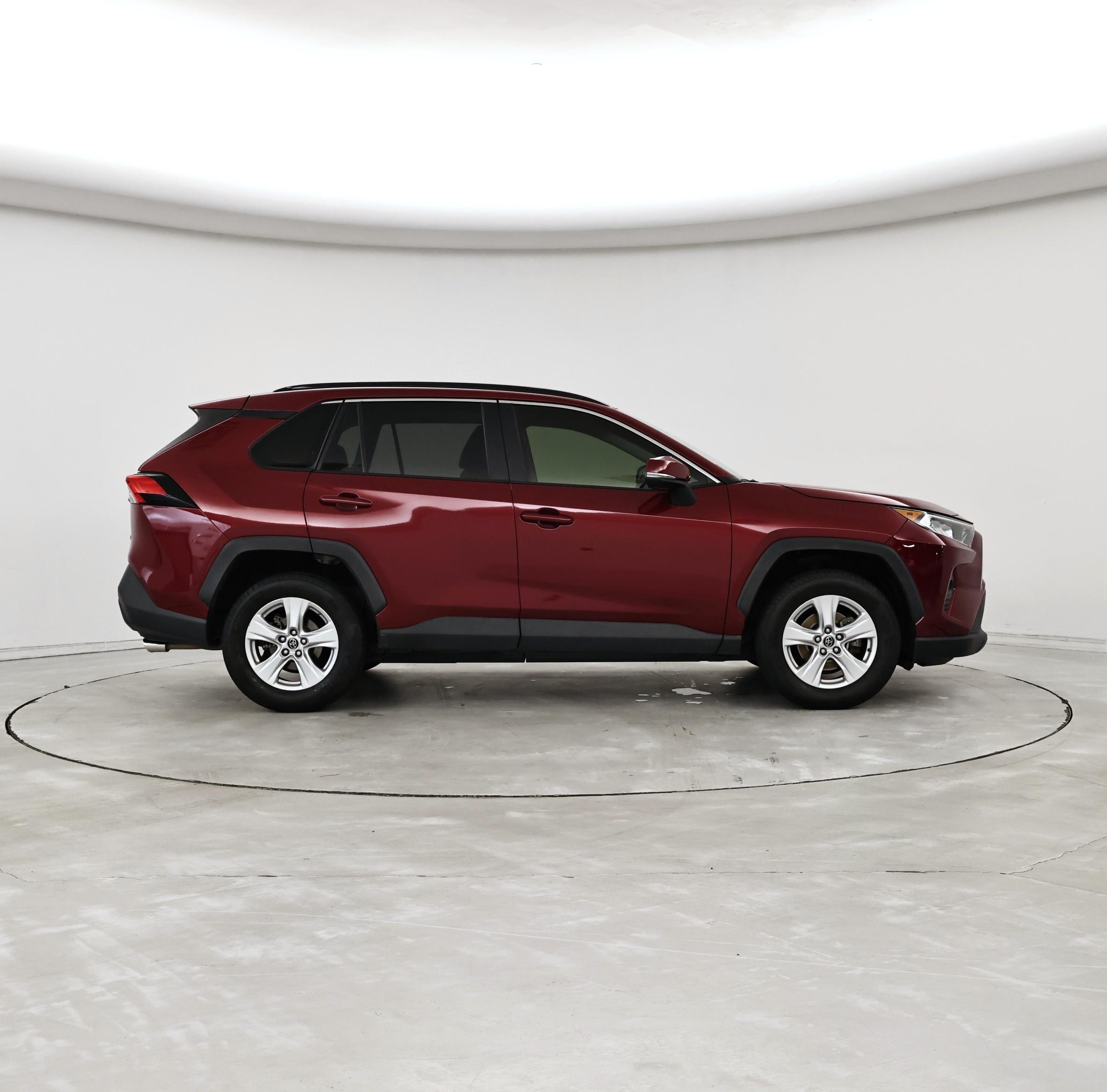 Thumbnail: 2019 Toyota RAV4 - 7