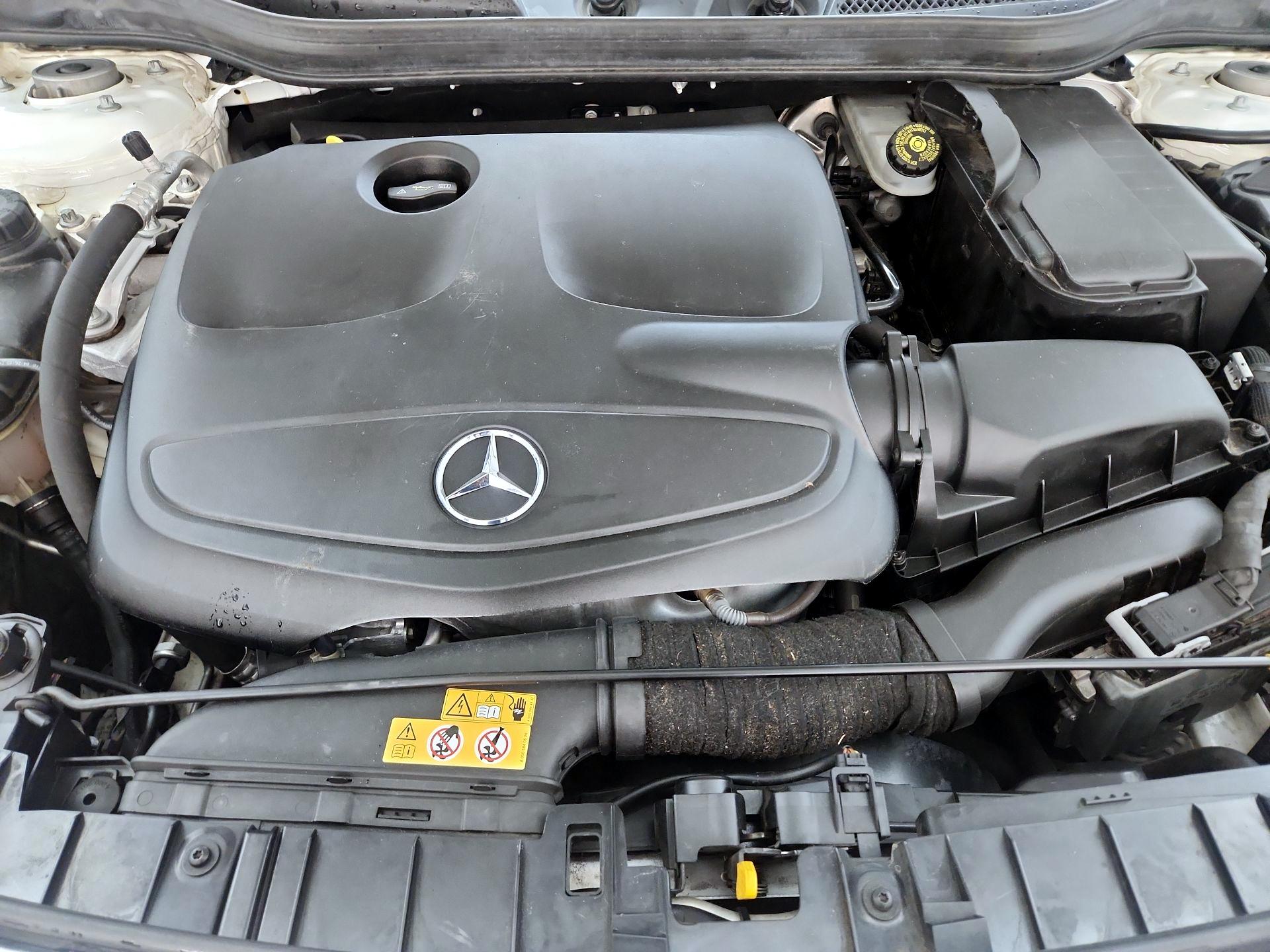 Thumbnail: 2019 Mercedes-Benz GLA - 20