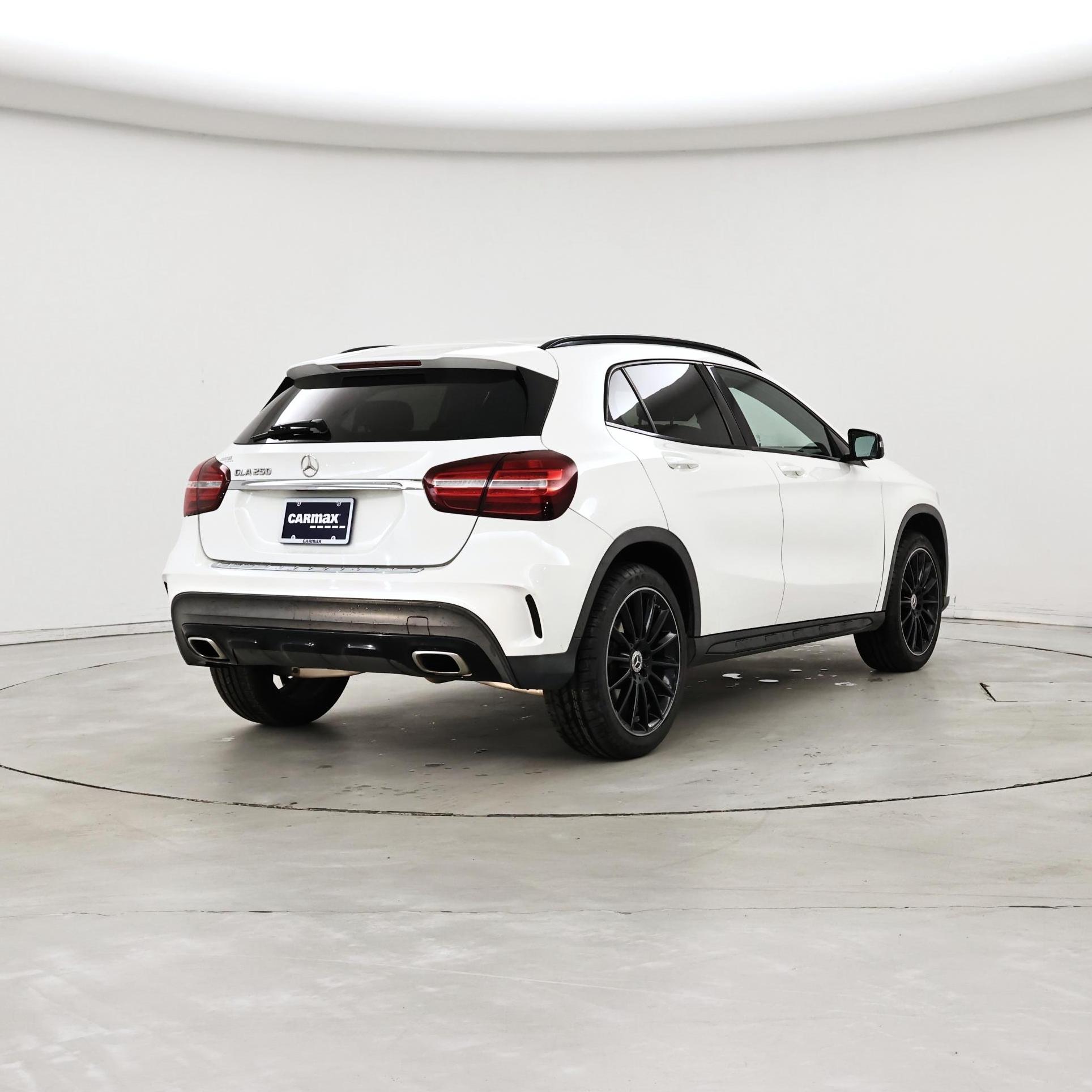 Thumbnail: 2019 Mercedes-Benz GLA - 8