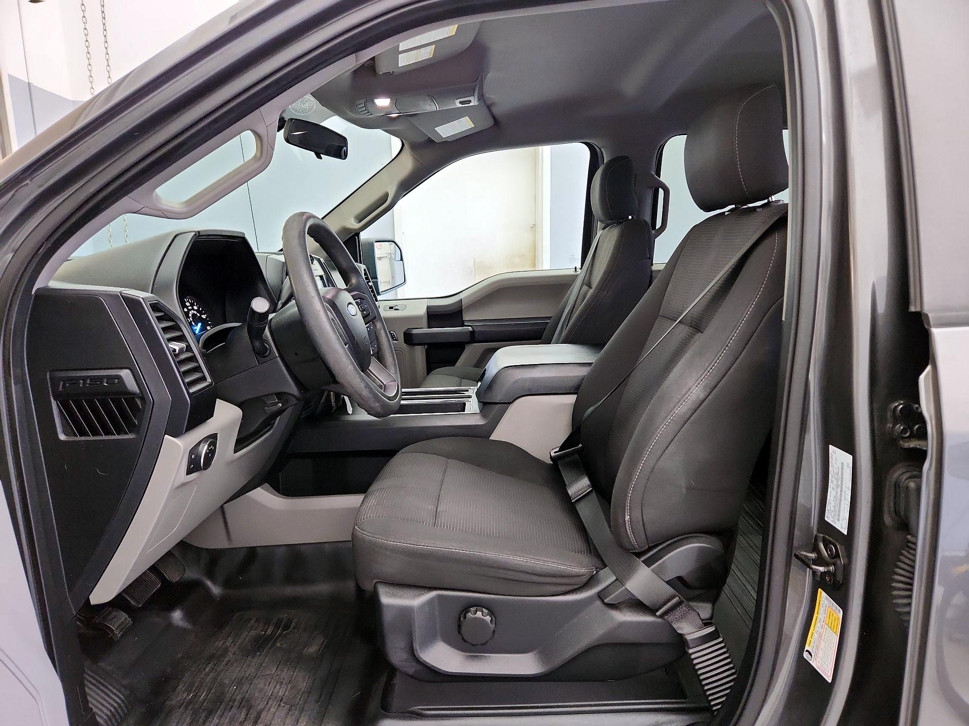 Thumbnail: 2017 Ford F-150 - 11