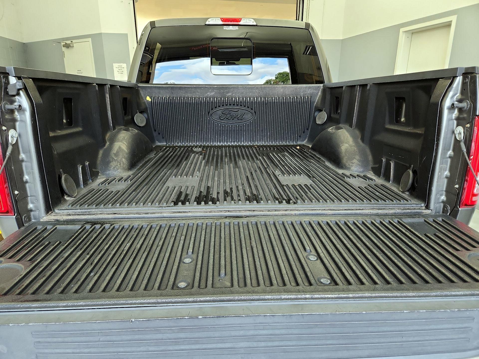 Thumbnail: 2017 Ford F-150 - 18