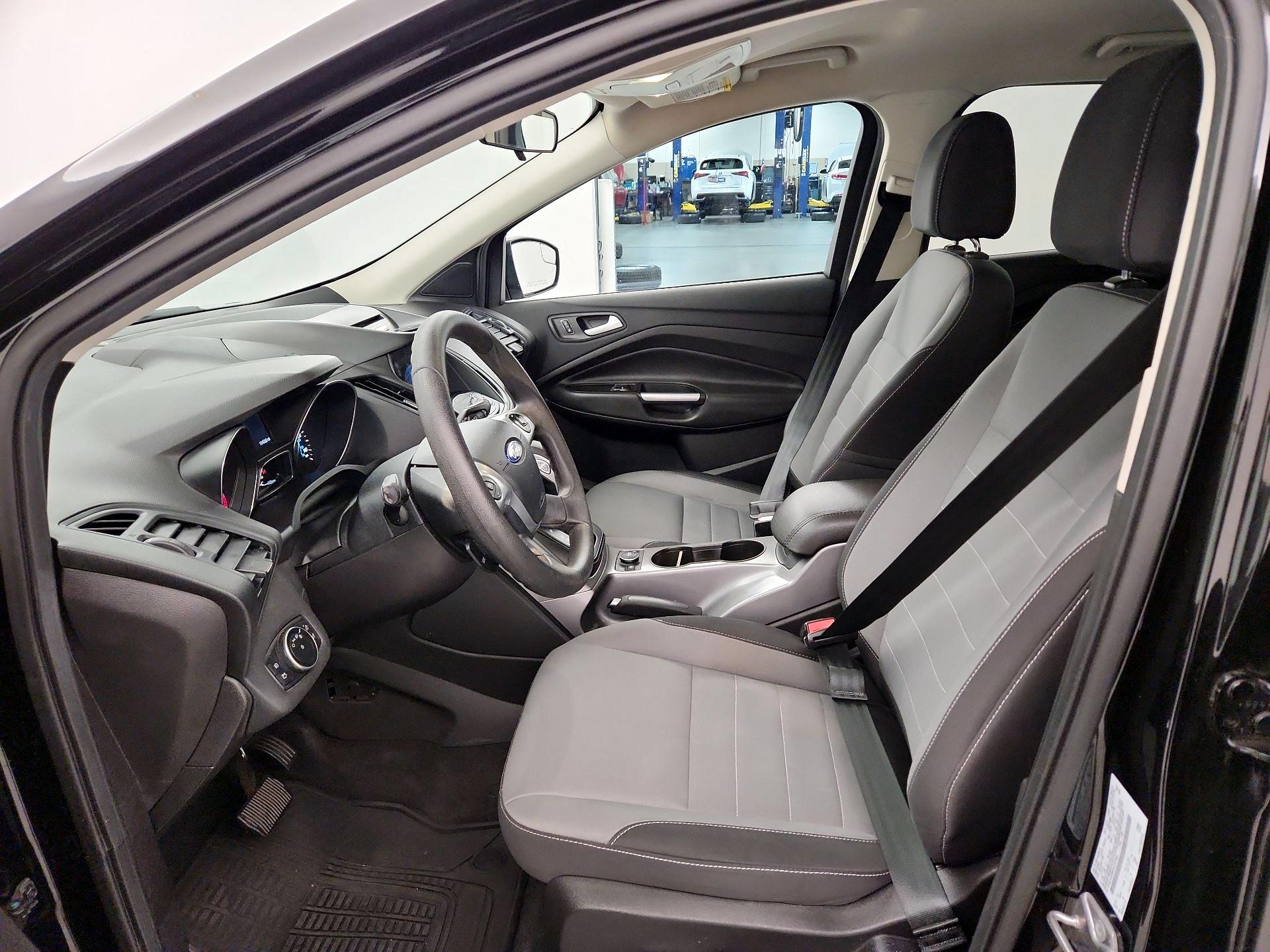 Thumbnail: 2016 Ford Escape - 11