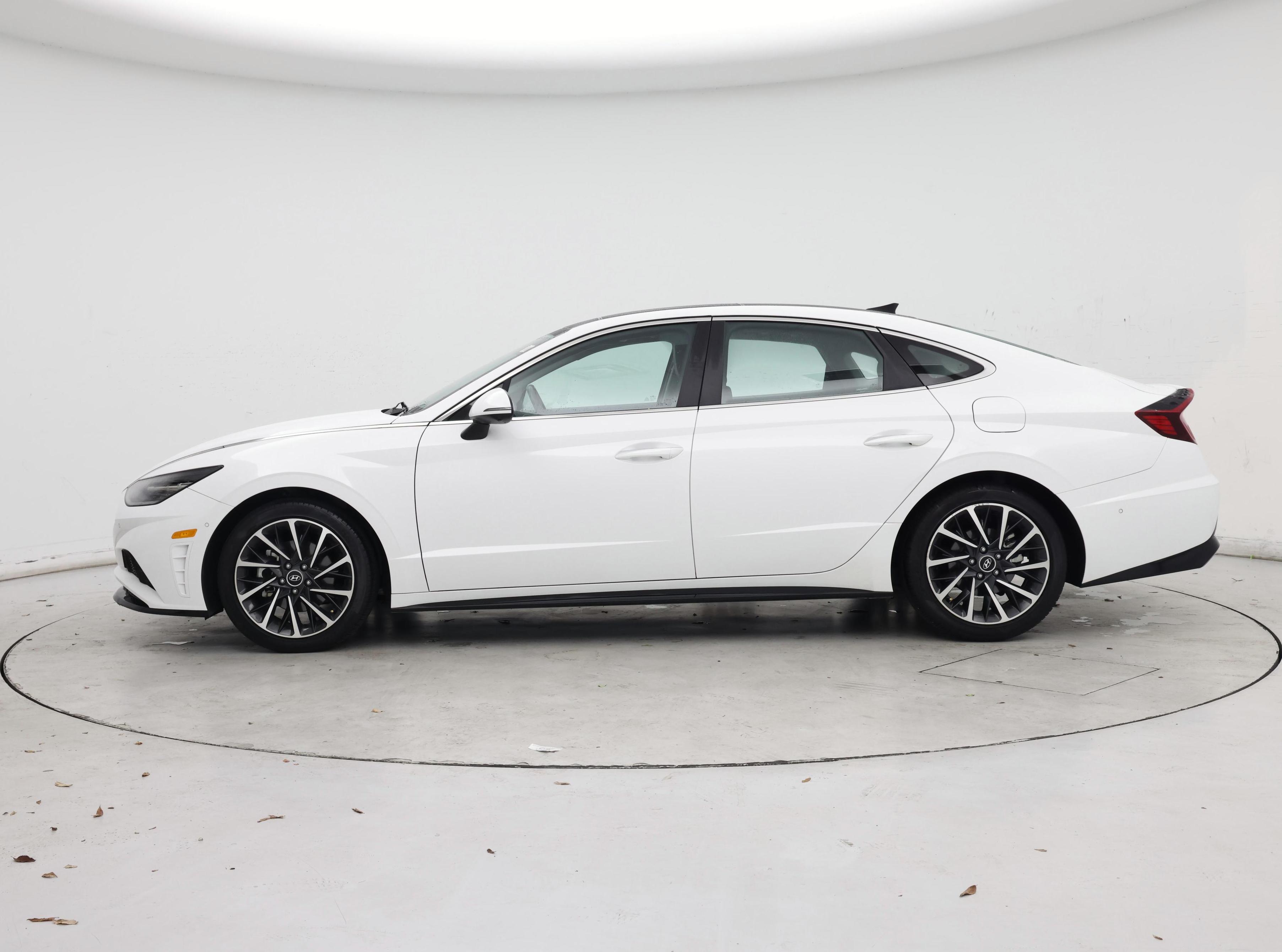 Thumbnail: 2023 Hyundai Sonata - 3