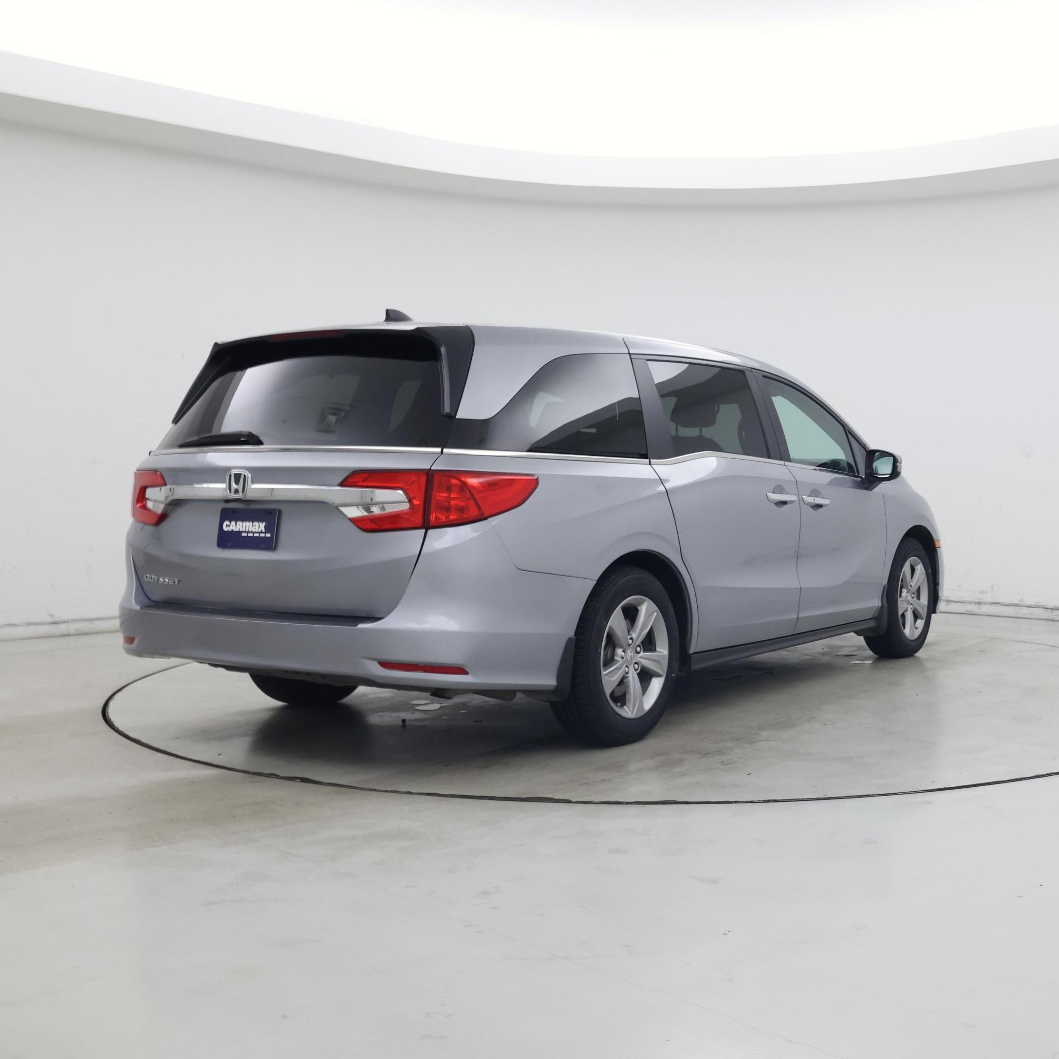 Thumbnail: 2018 Honda Odyssey - 8