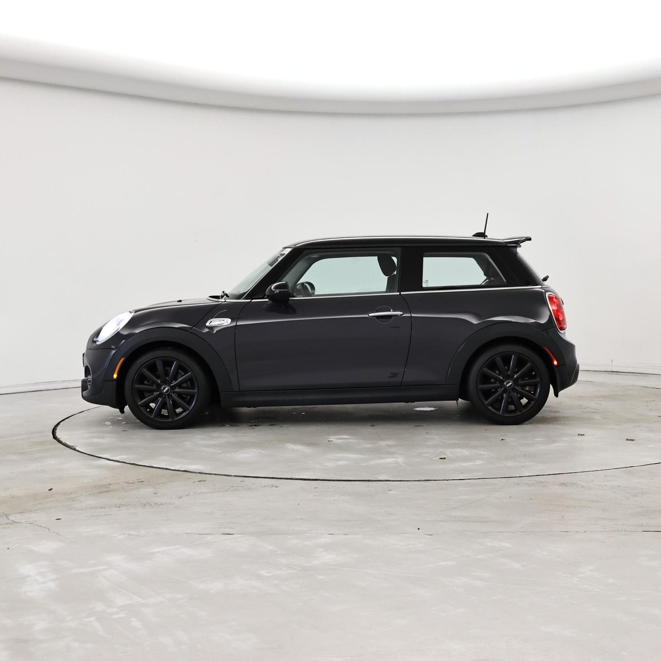 Thumbnail: 2015 MINI Cooper Hardtop - 3
