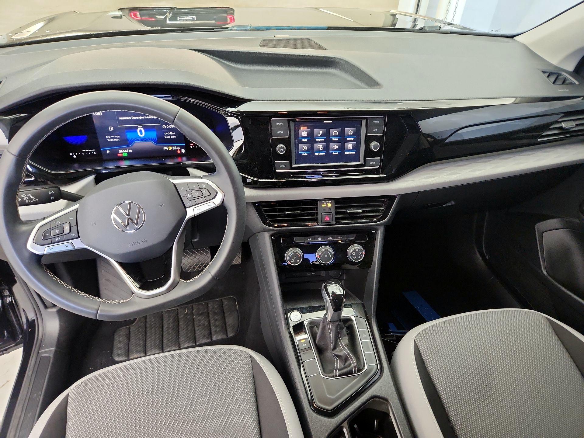 Thumbnail: 2023 Volkswagen Taos - 9