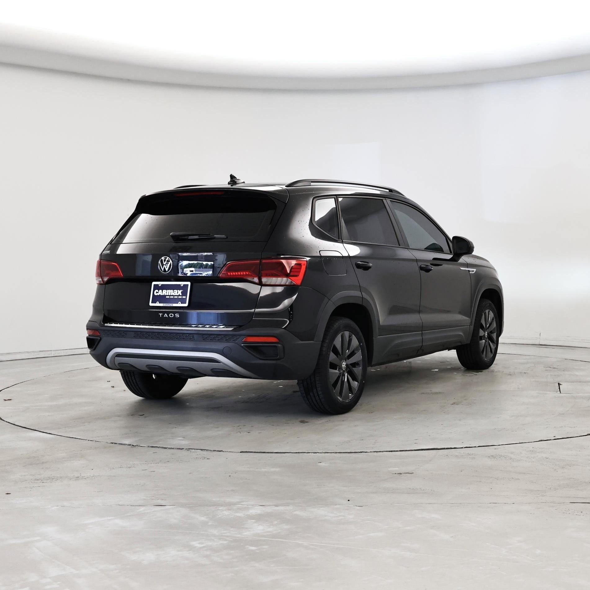 Thumbnail: 2023 Volkswagen Taos - 8