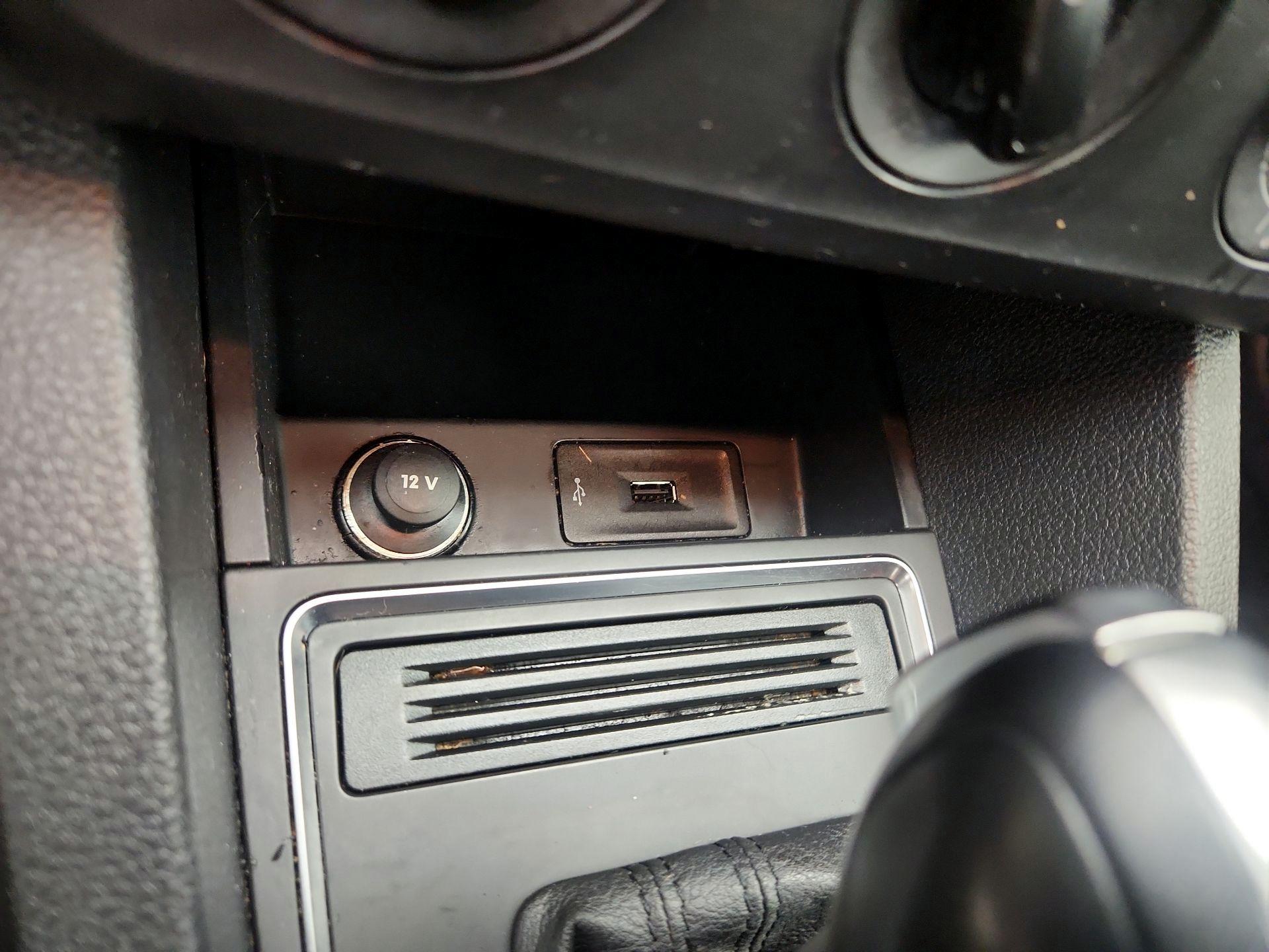 Thumbnail: 2016 Volkswagen Jetta - 17