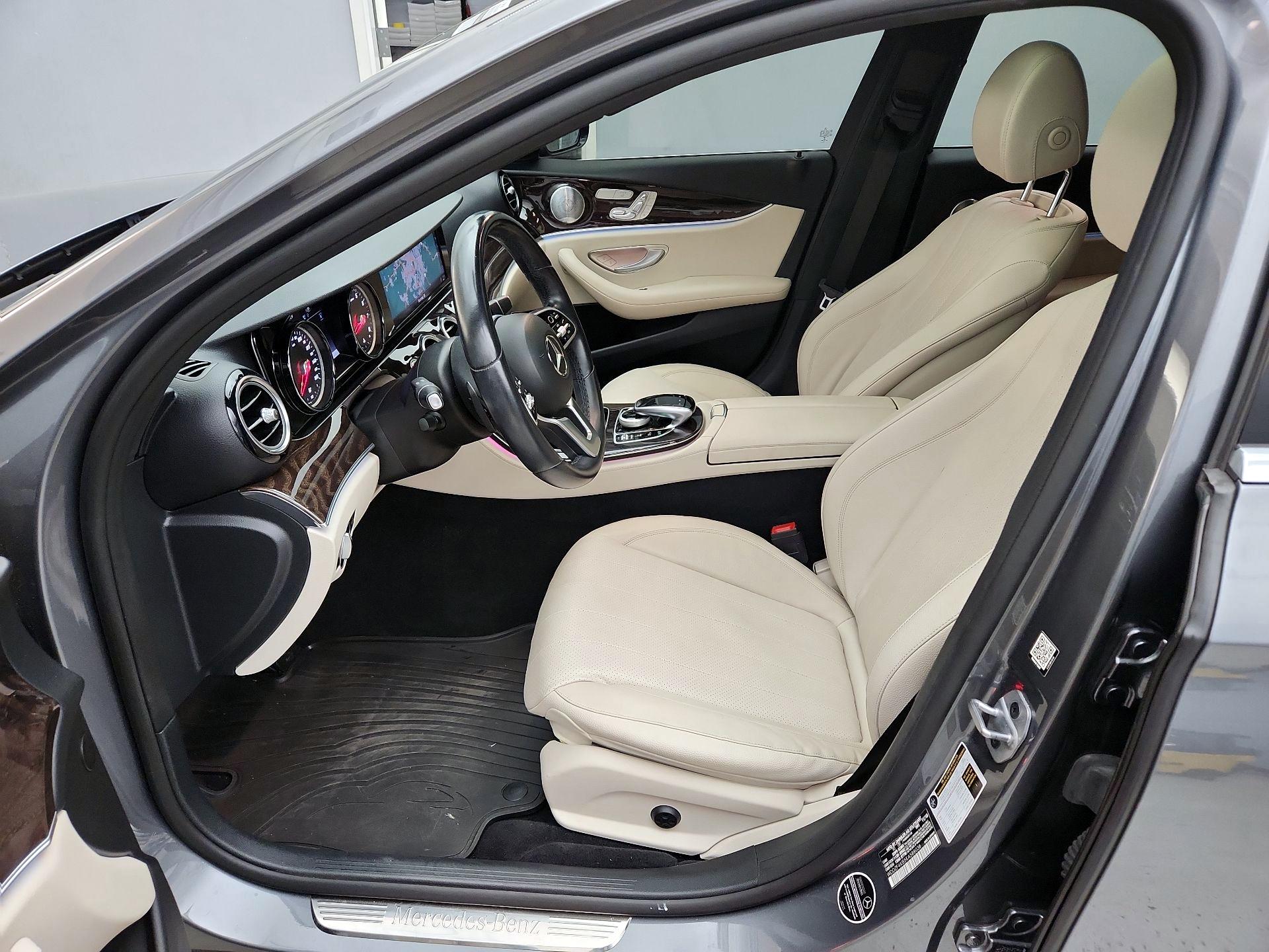 Thumbnail: 2019 Mercedes-Benz E-Class - 11