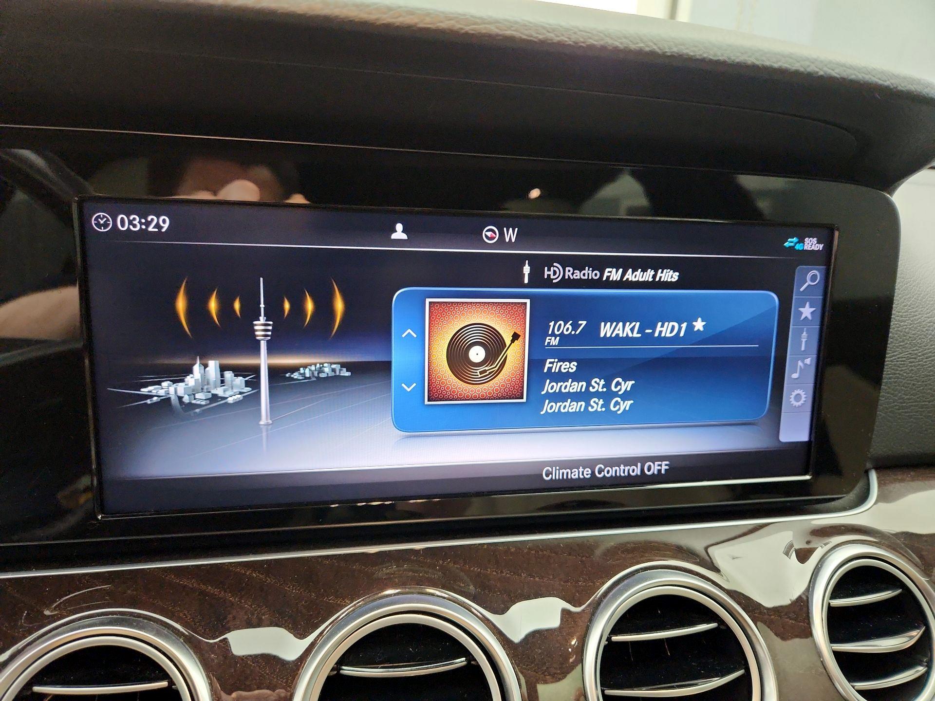 Thumbnail: 2019 Mercedes-Benz E-Class - 16