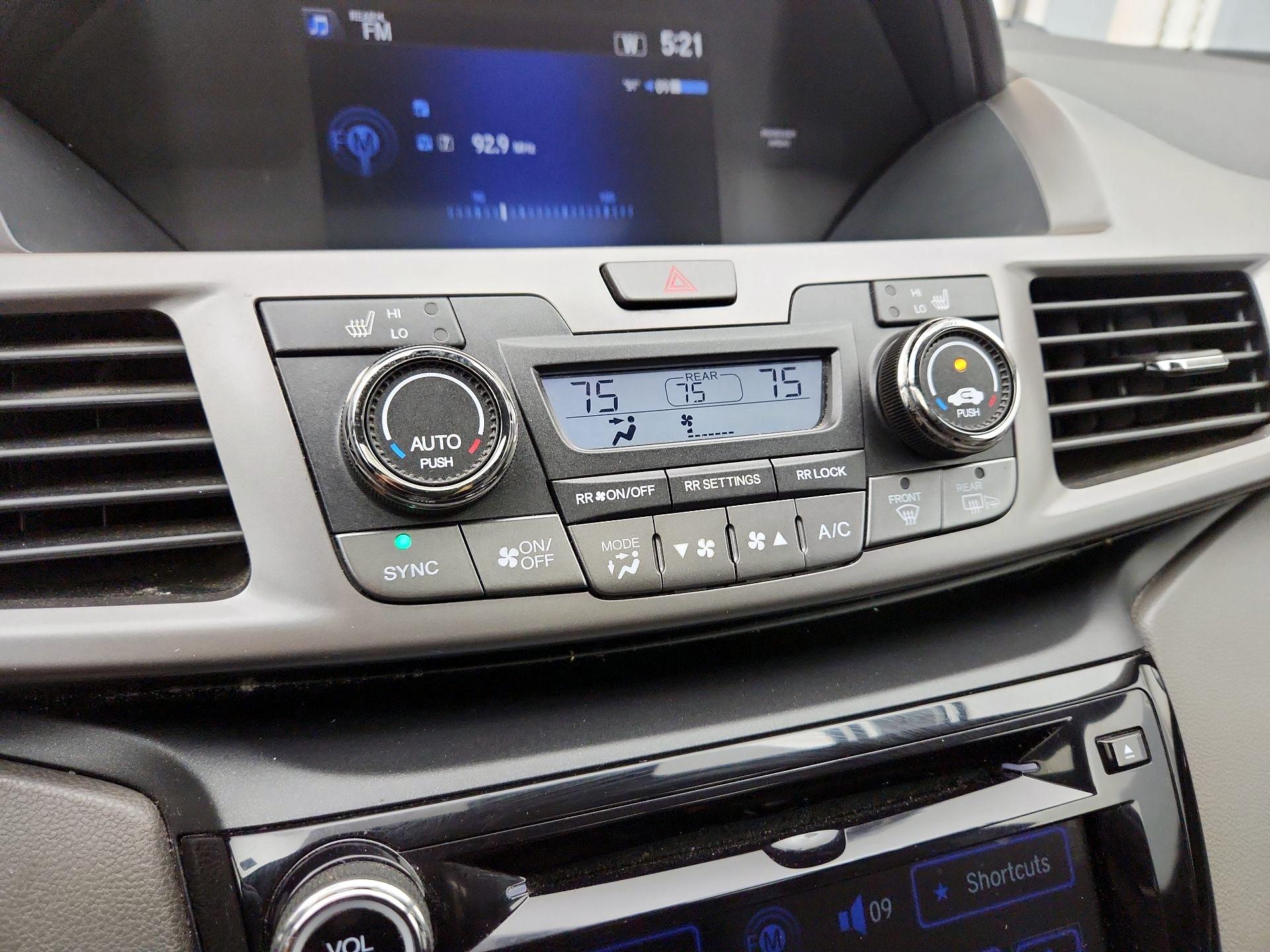 Thumbnail: 2016 Honda Odyssey - 16