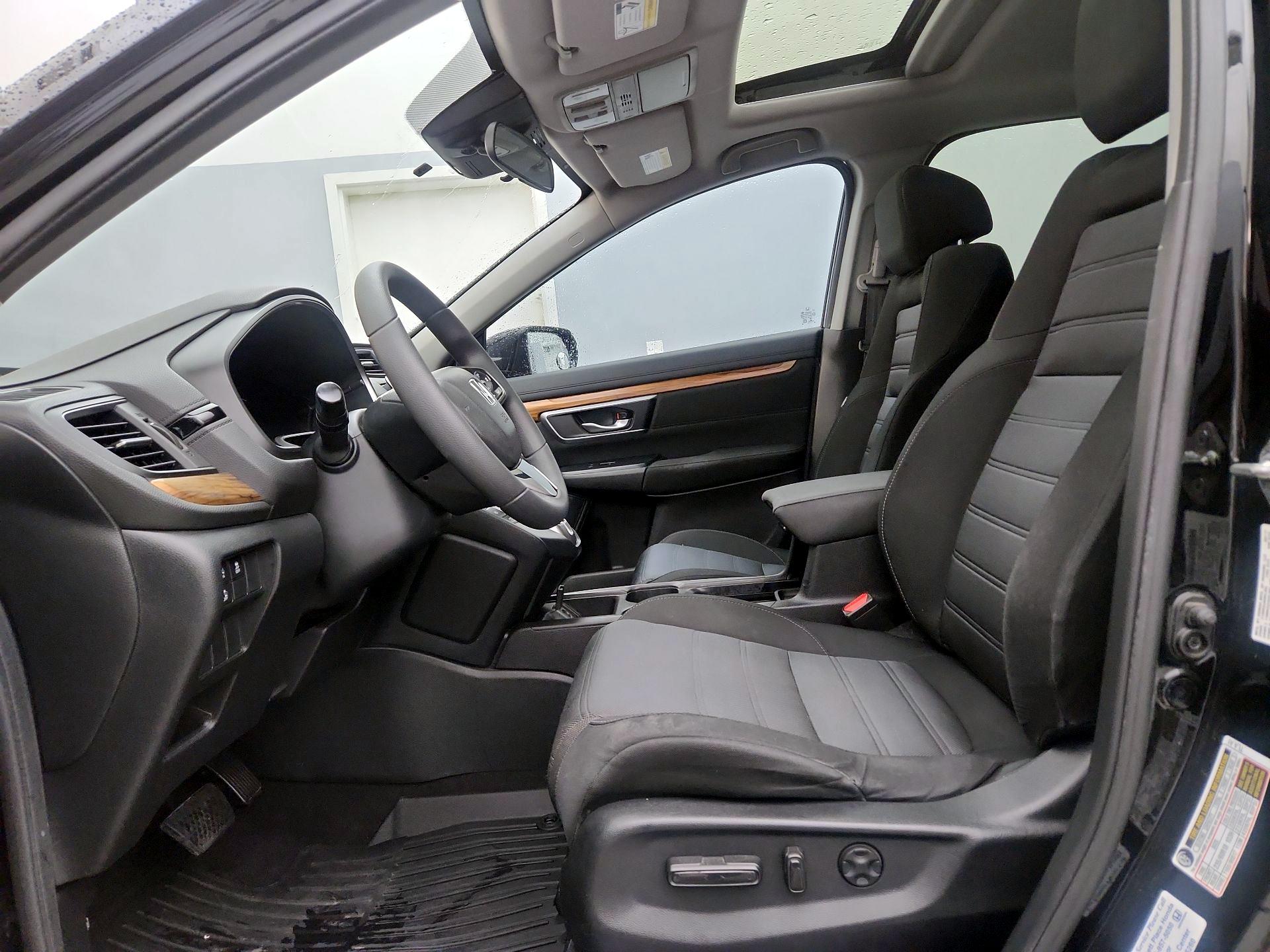 Thumbnail: 2017 Honda CR-V - 11