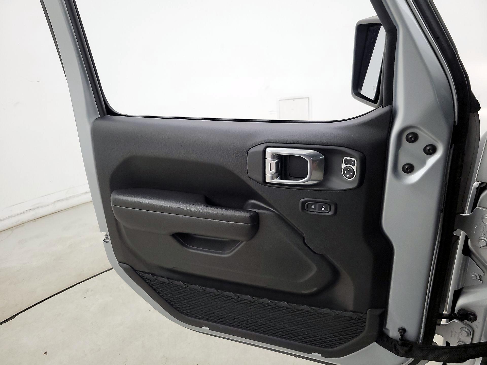 Thumbnail: 2024 Jeep Wrangler - 12