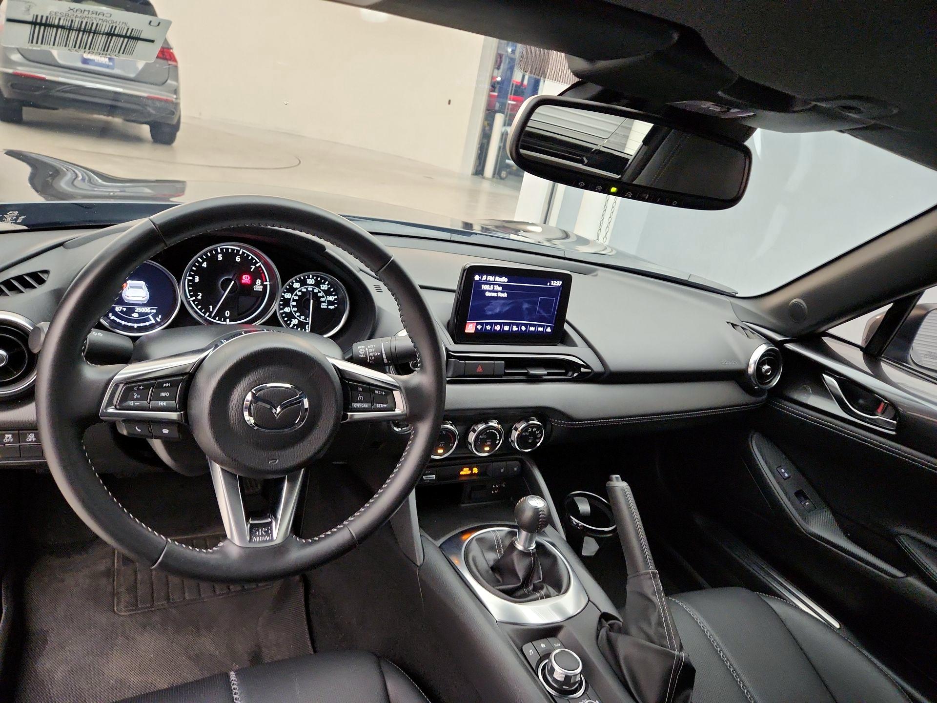Thumbnail: 2021 Mazda MX-5 Miata - 9