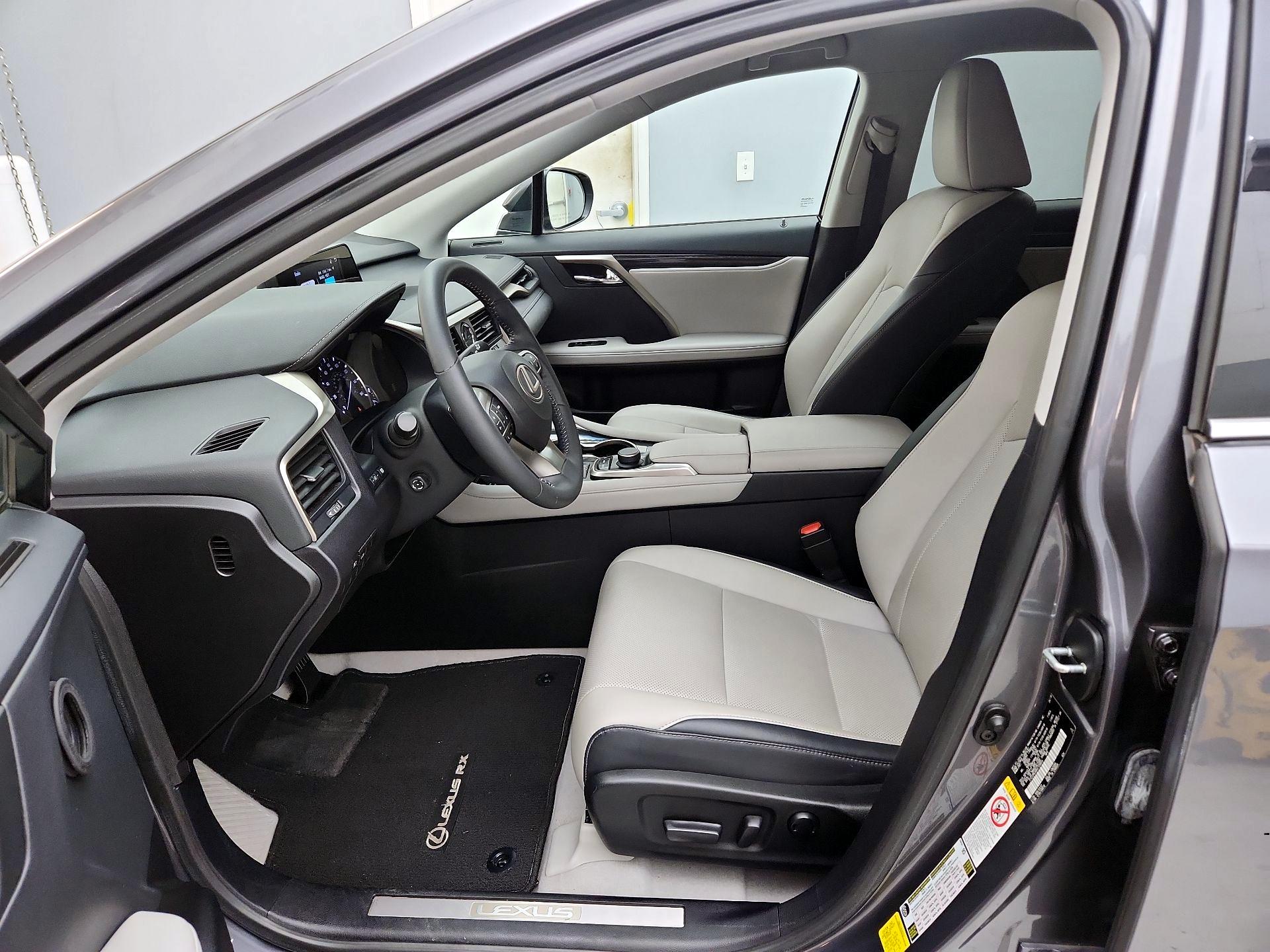 Thumbnail: 2019 Lexus RX - 11