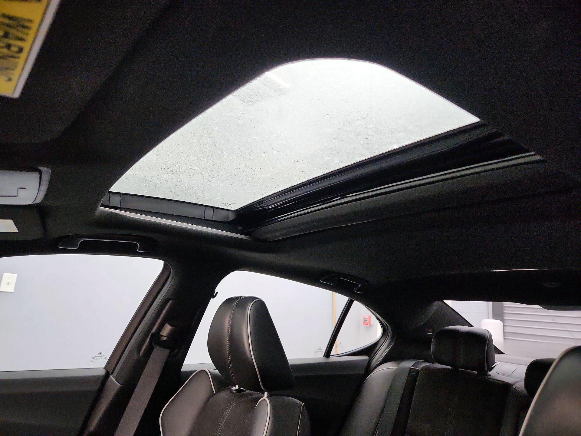 Thumbnail: 2020 Acura TLX - 20