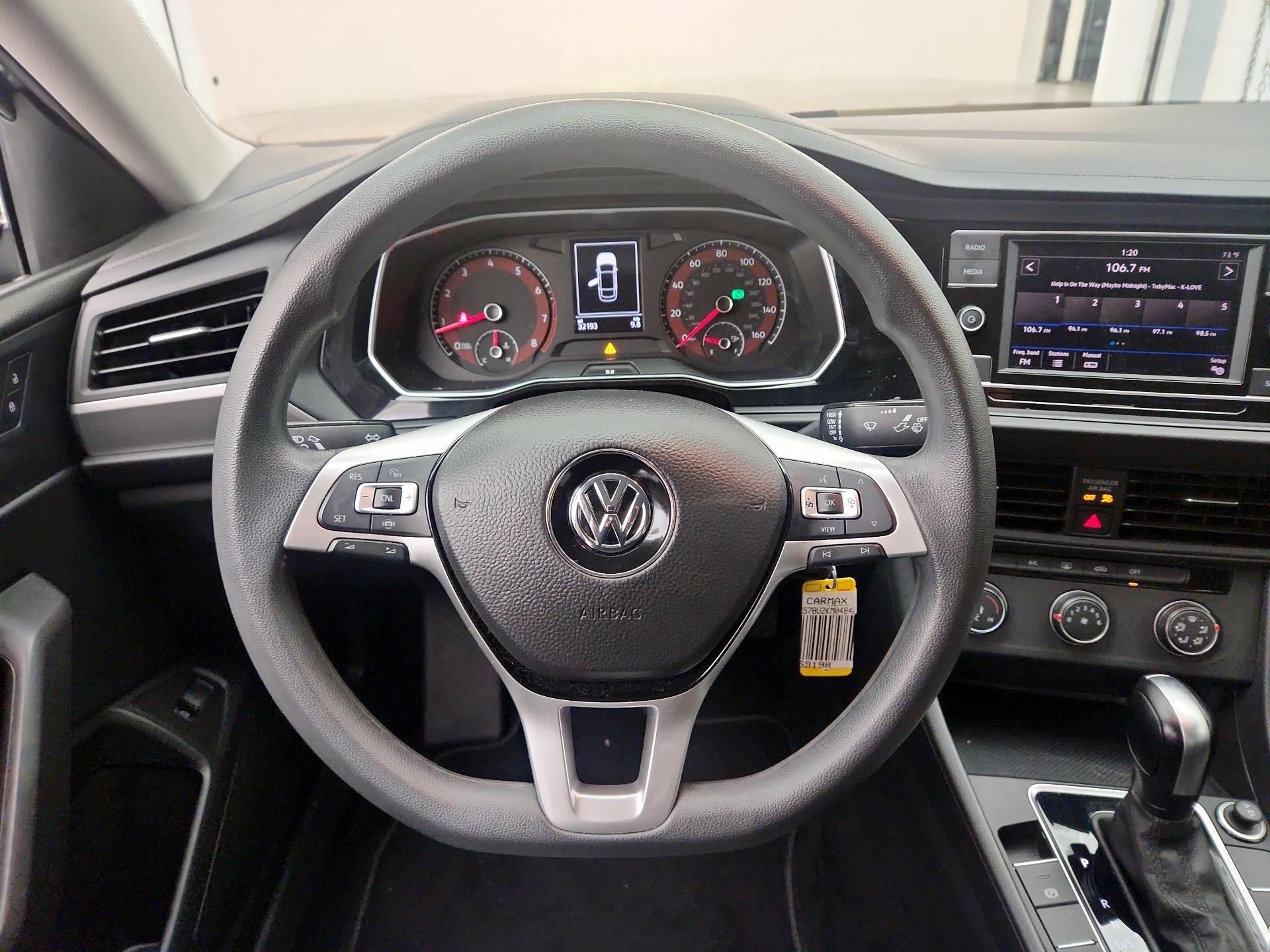 Thumbnail: 2019 Volkswagen Jetta - 10