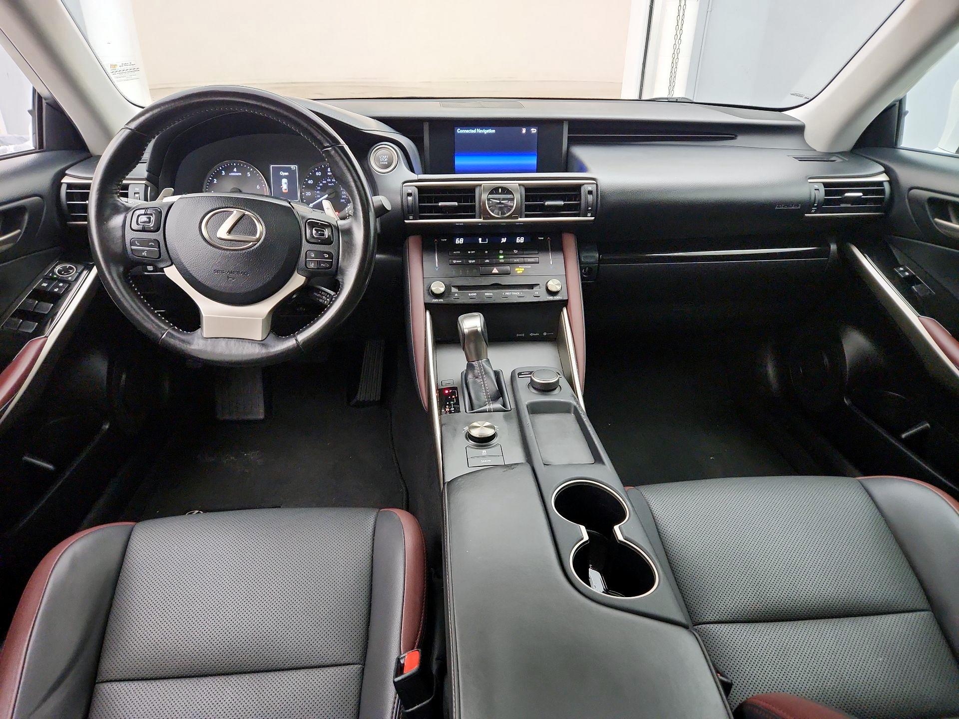 Thumbnail: 2018 Lexus IS - 9