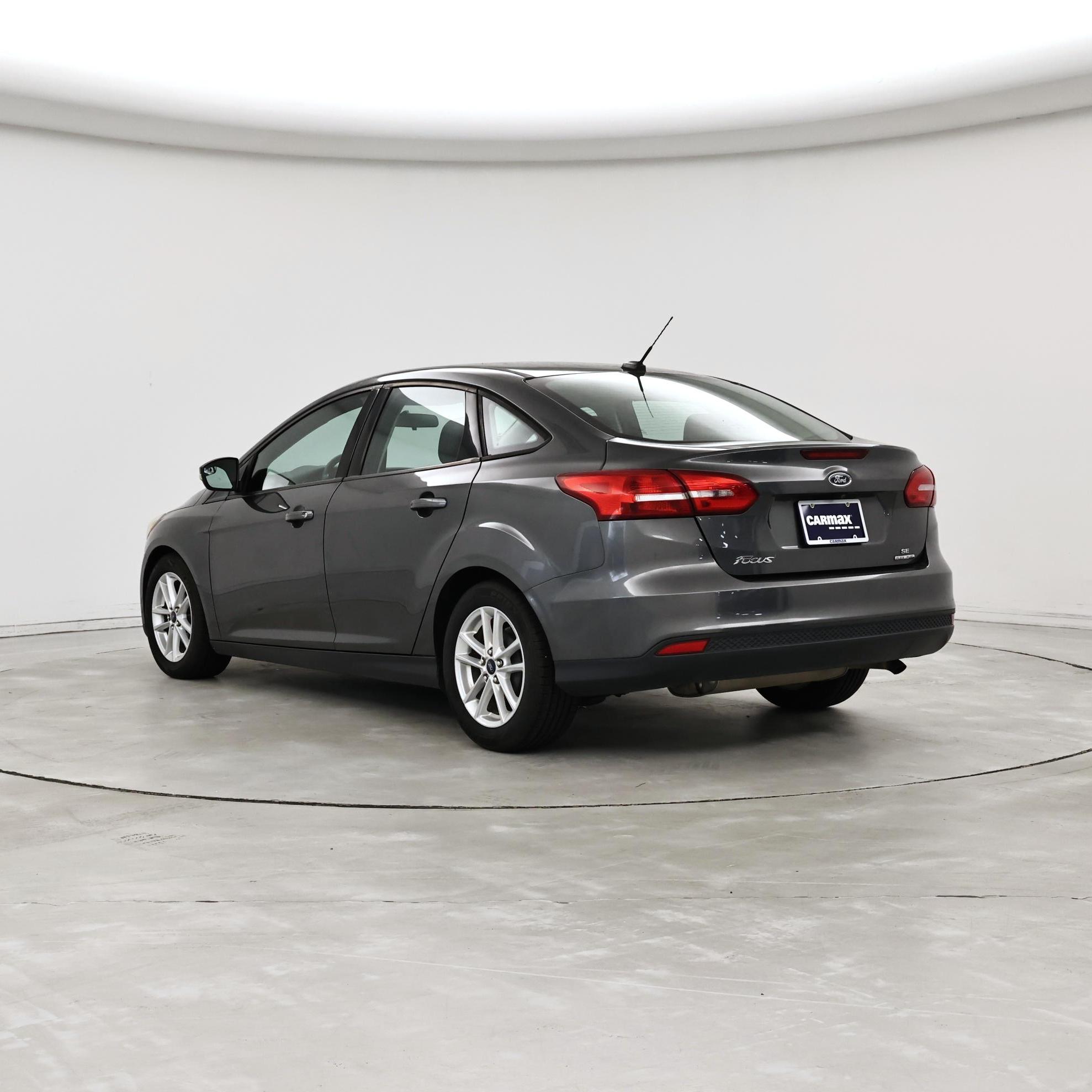 Thumbnail: 2016 Ford Focus - 2