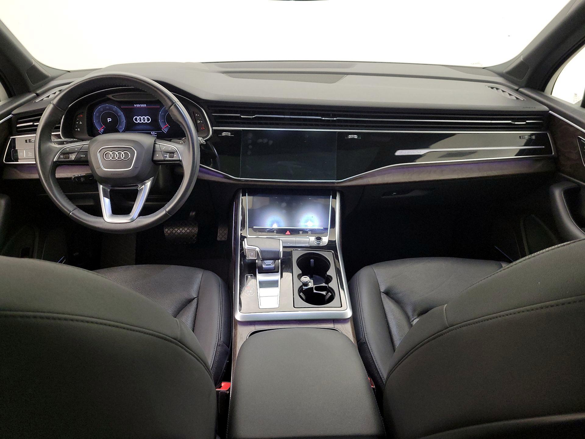 Thumbnail: 2020 Audi Q7 - 9