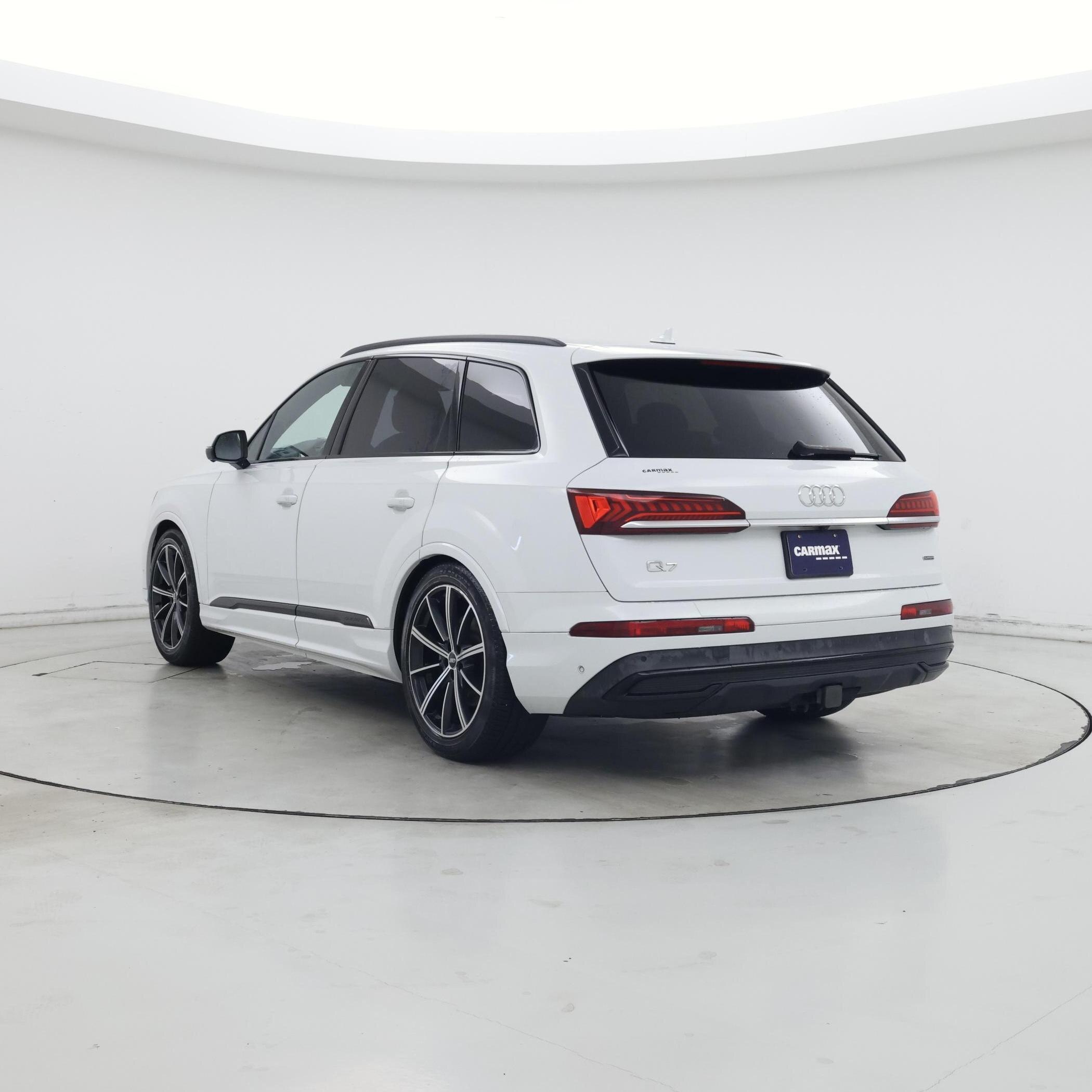 Thumbnail: 2020 Audi Q7 - 2