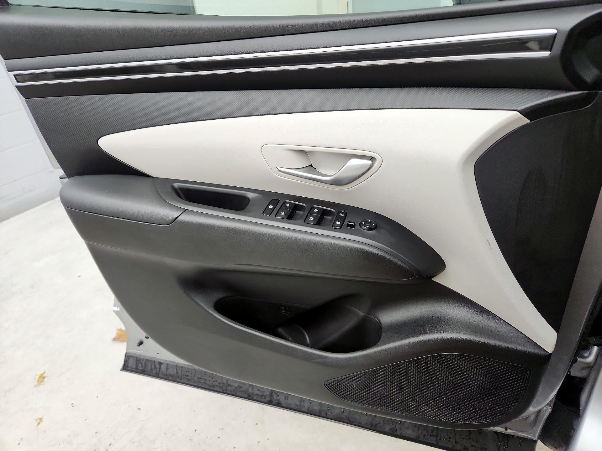 Thumbnail: 2023 Hyundai Tucson - 12