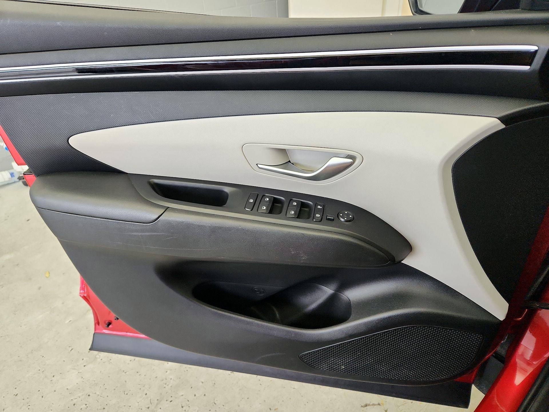 Thumbnail: 2023 Hyundai Tucson - 12