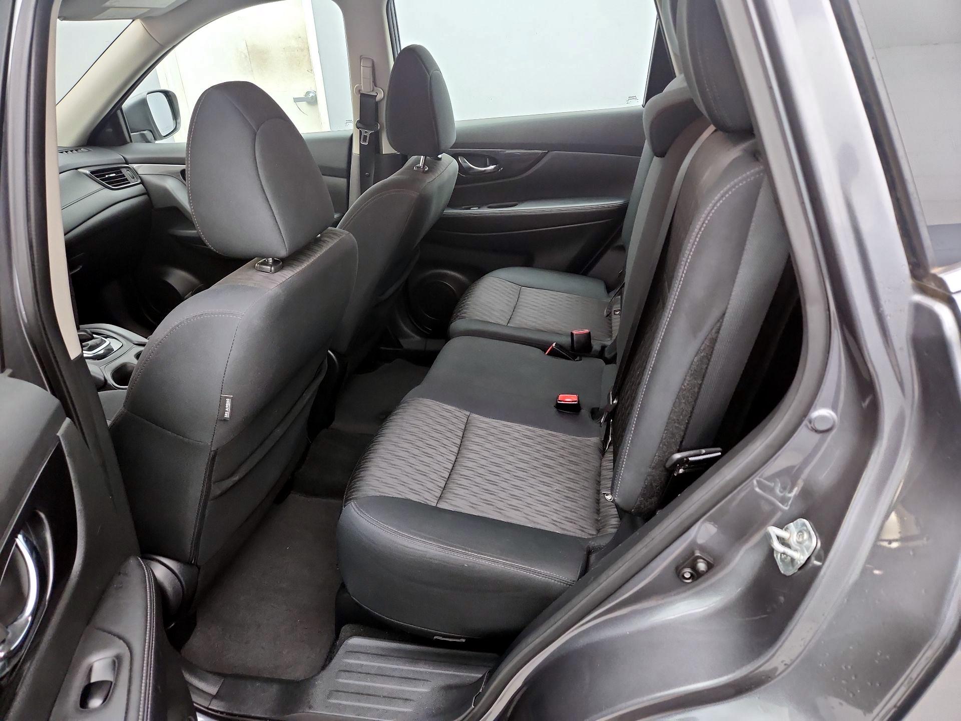Thumbnail: 2018 Nissan Rogue - 19
