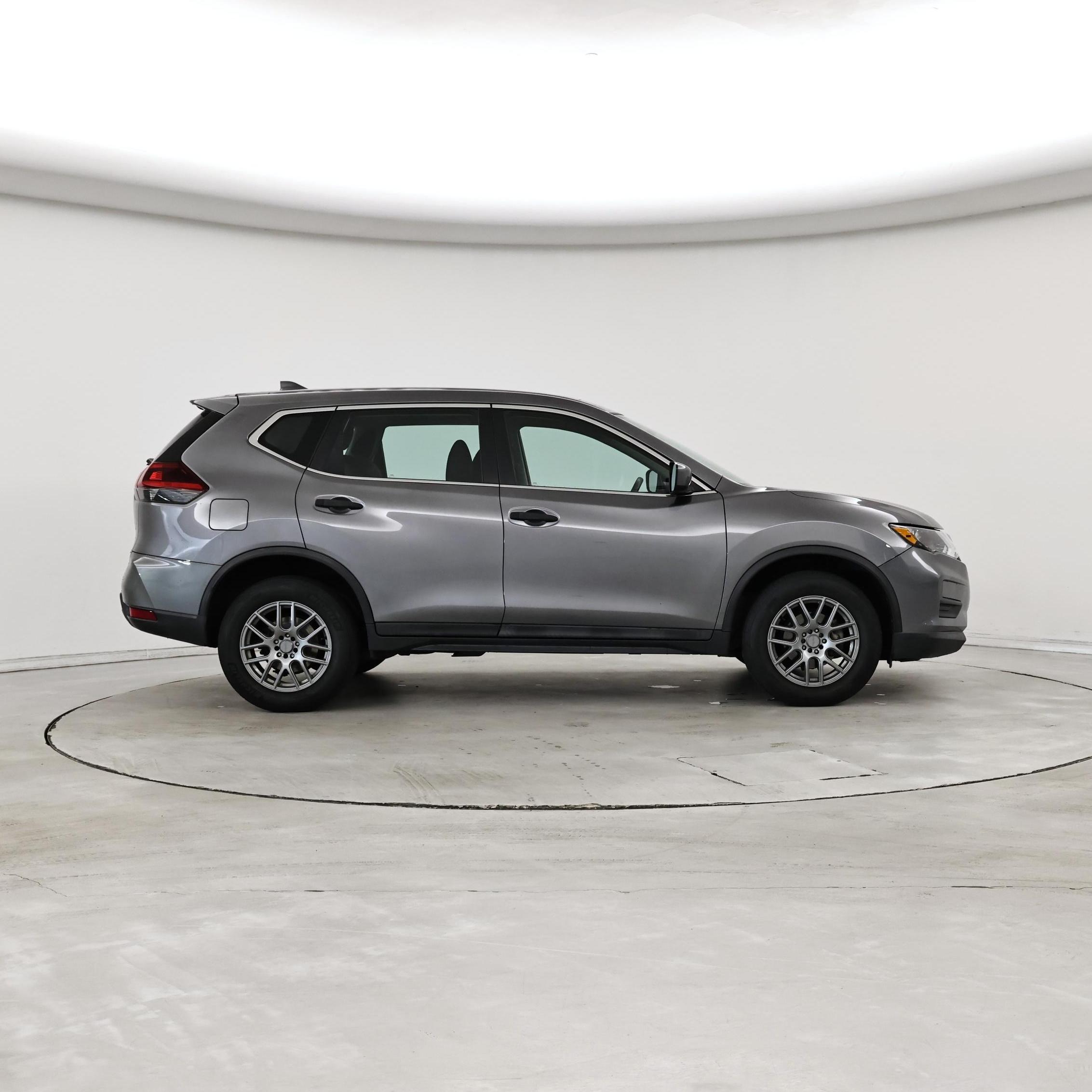 Thumbnail: 2018 Nissan Rogue - 7