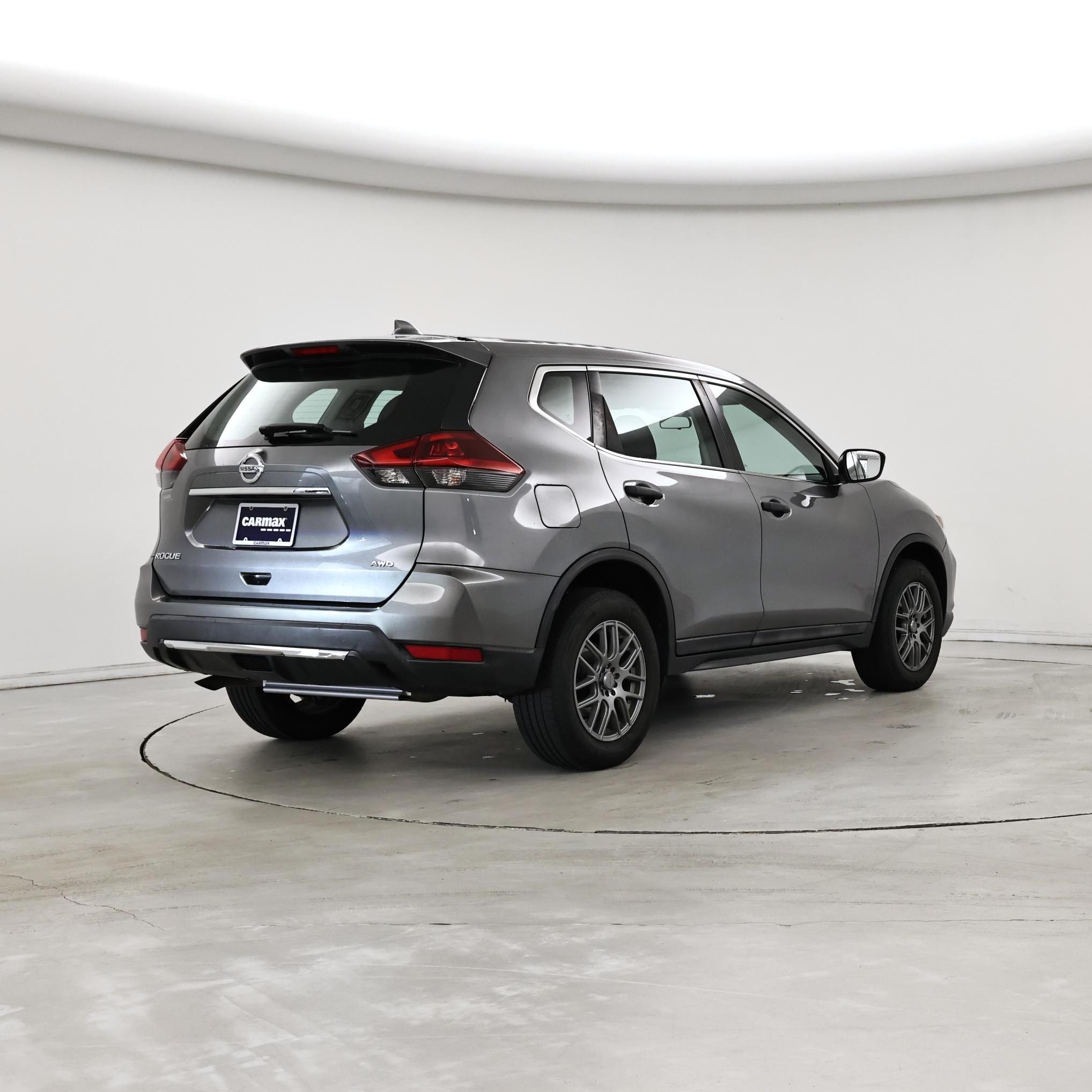 Thumbnail: 2018 Nissan Rogue - 8