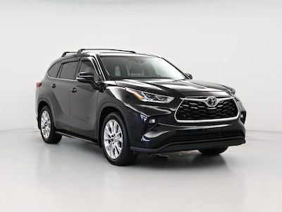 Black 2023 Toyota Highlander Limited