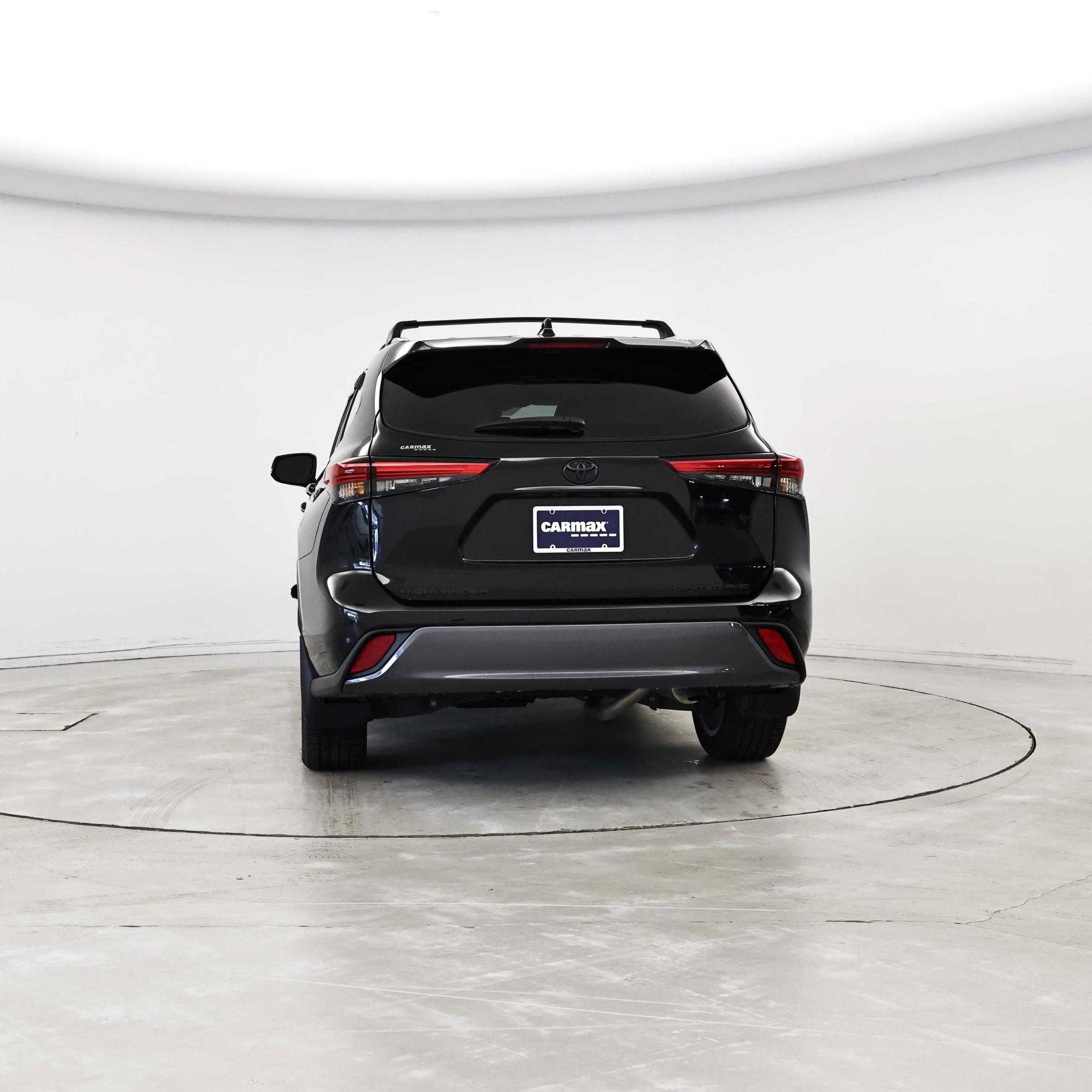 Thumbnail: 2023 Toyota Highlander - 6