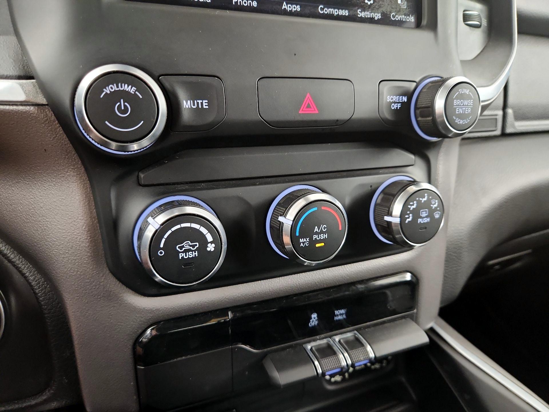 Thumbnail: 2019 RAM 1500 - 16