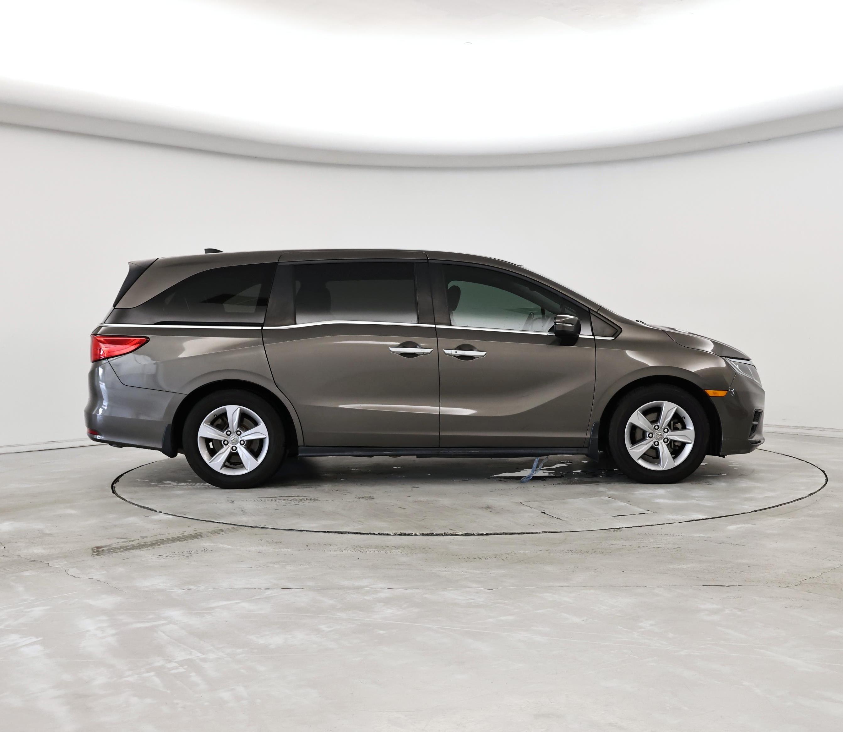 Thumbnail: 2019 Honda Odyssey - 7