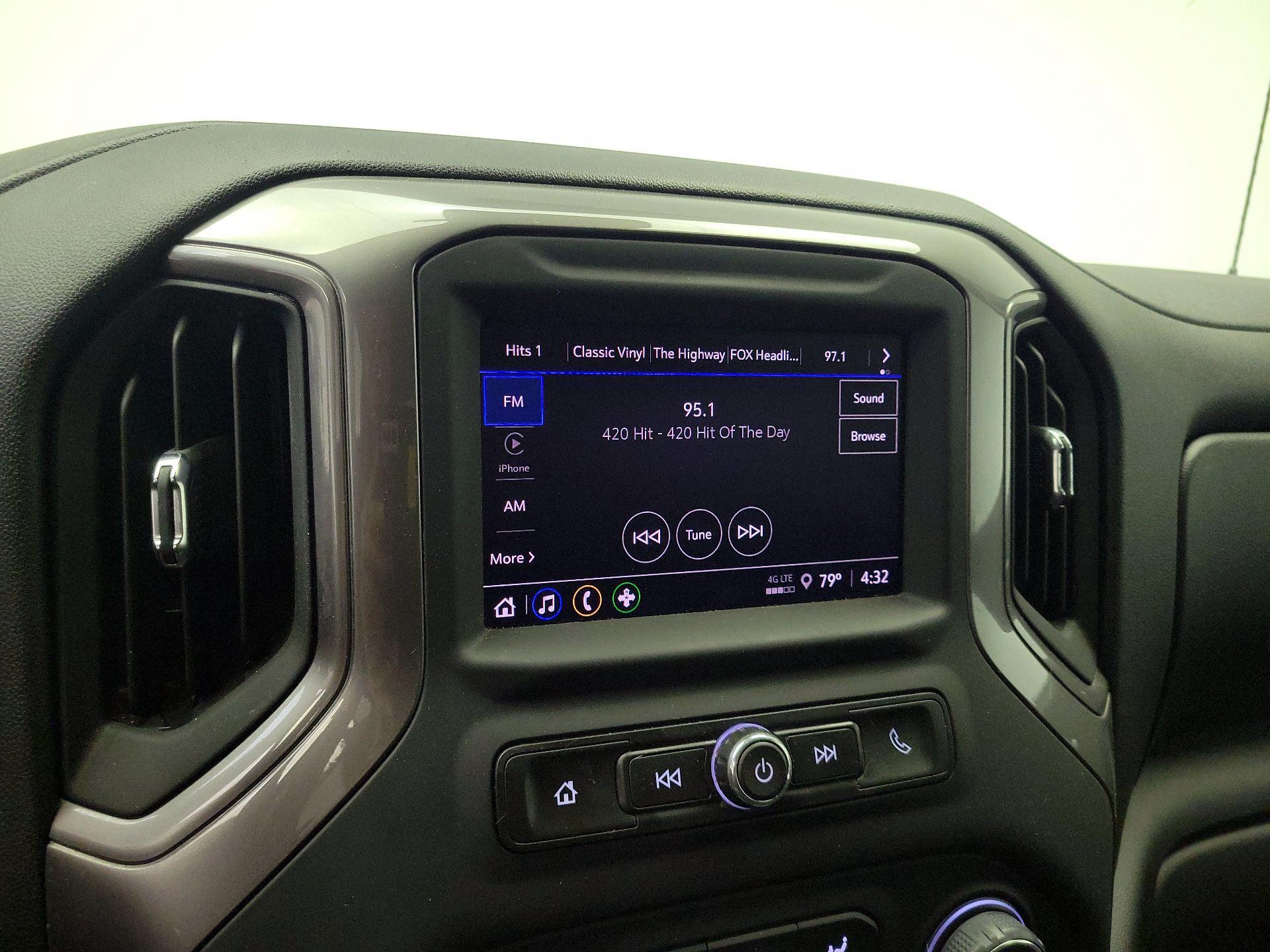 Thumbnail: 2022 Chevrolet Silverado 1500 - 15