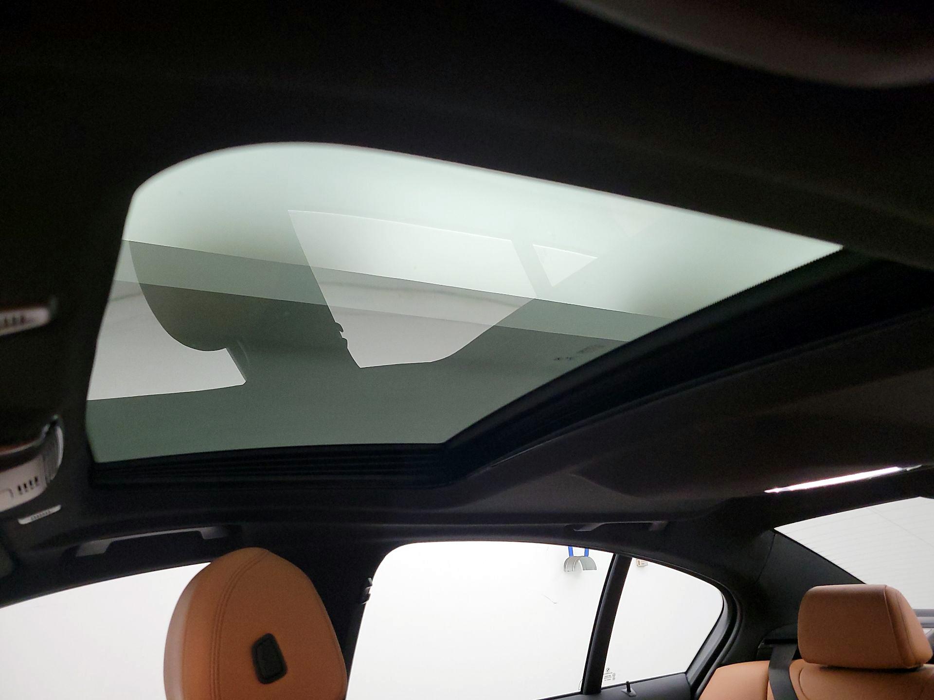 Thumbnail: 2019 BMW 5 Series - 20