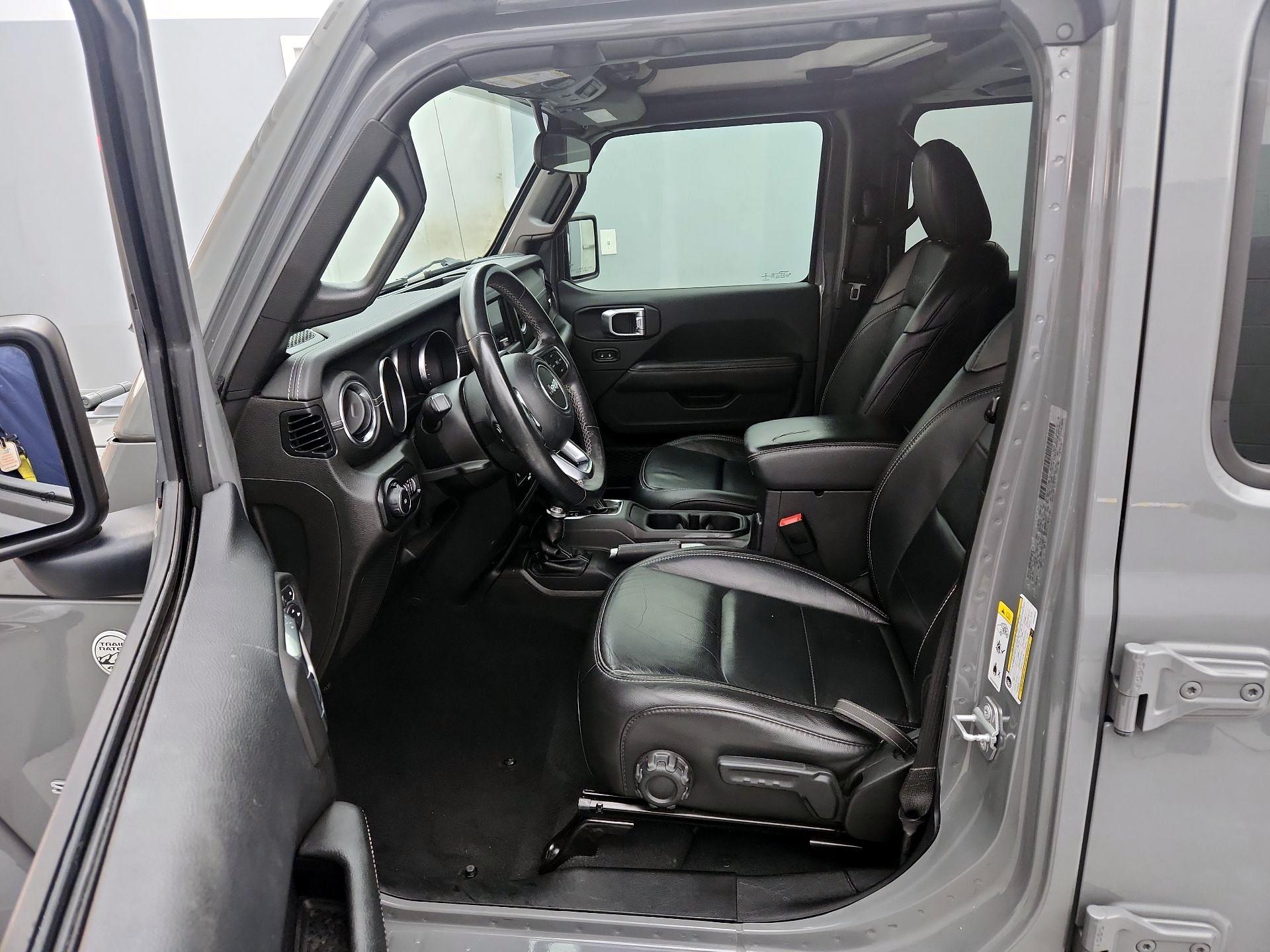 Thumbnail: 2019 Jeep Wrangler - 11