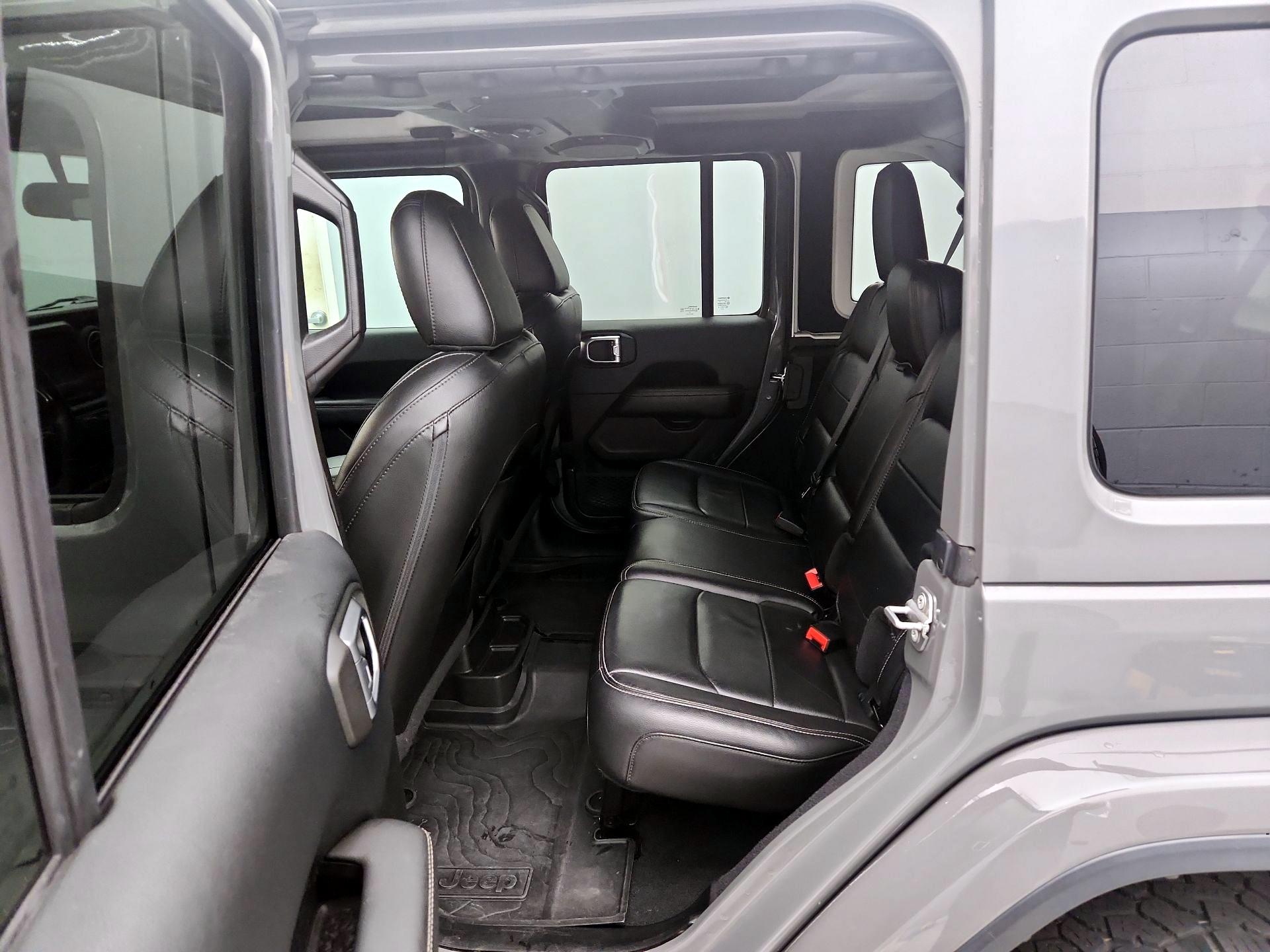 Thumbnail: 2019 Jeep Wrangler - 20