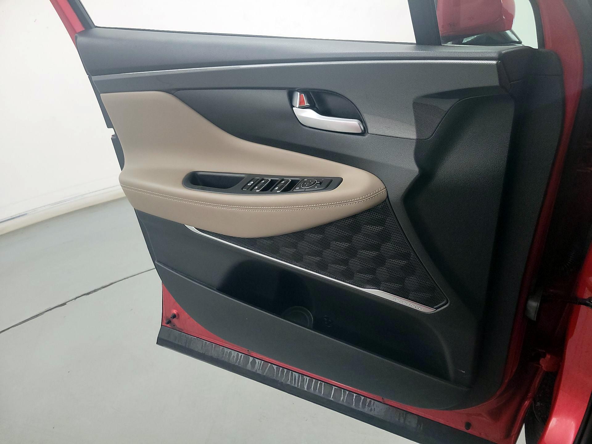 Thumbnail: 2023 Hyundai Santa Fe - 12