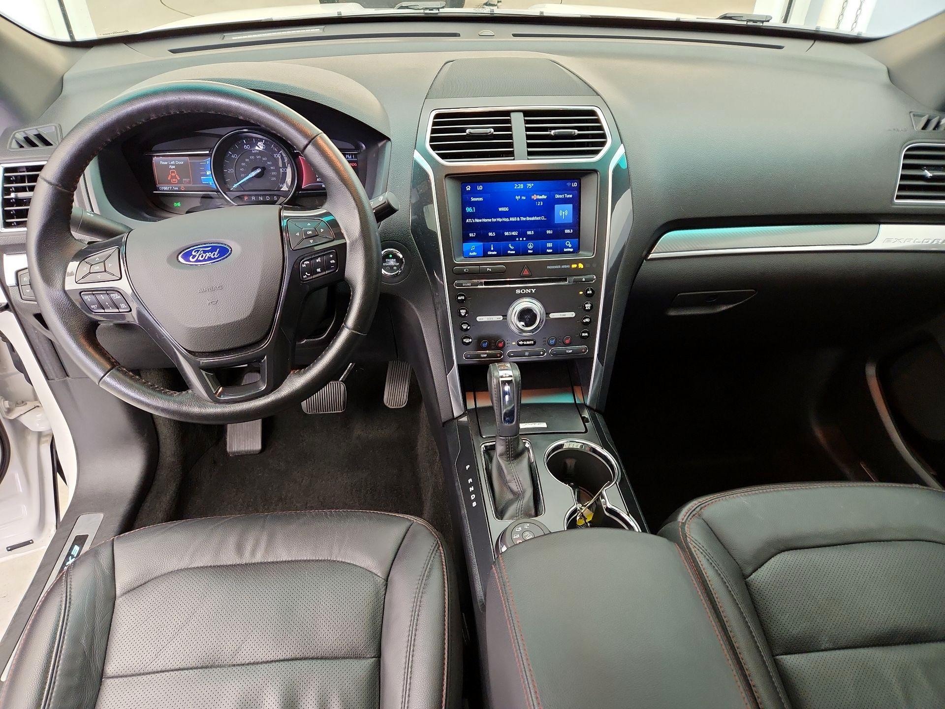Thumbnail: 2017 Ford Explorer - 9